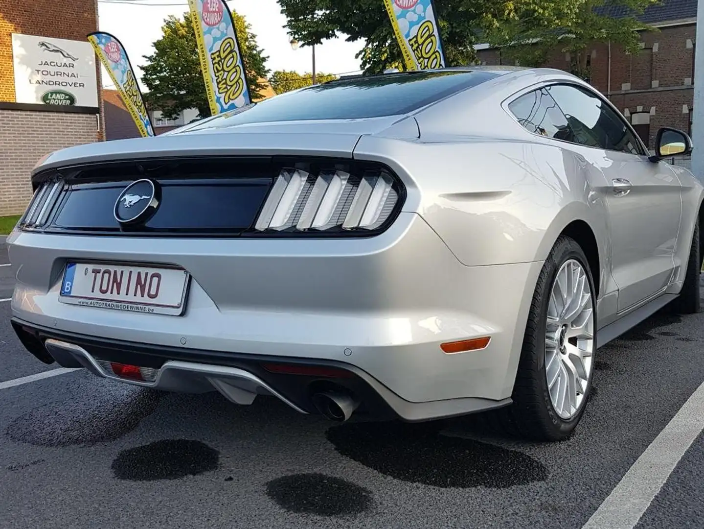 Ford Mustang 2.3 EcoBoost Zilver - 2