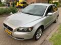 Volvo S40 2.4 140PK 5-Cilinder Automaat Grijs - thumbnail 4