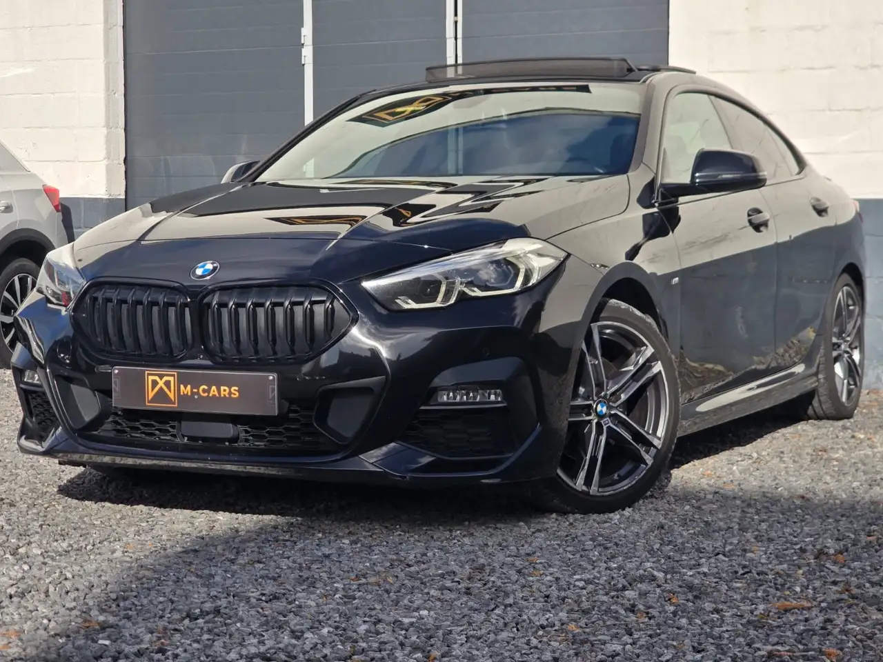 BMW 218