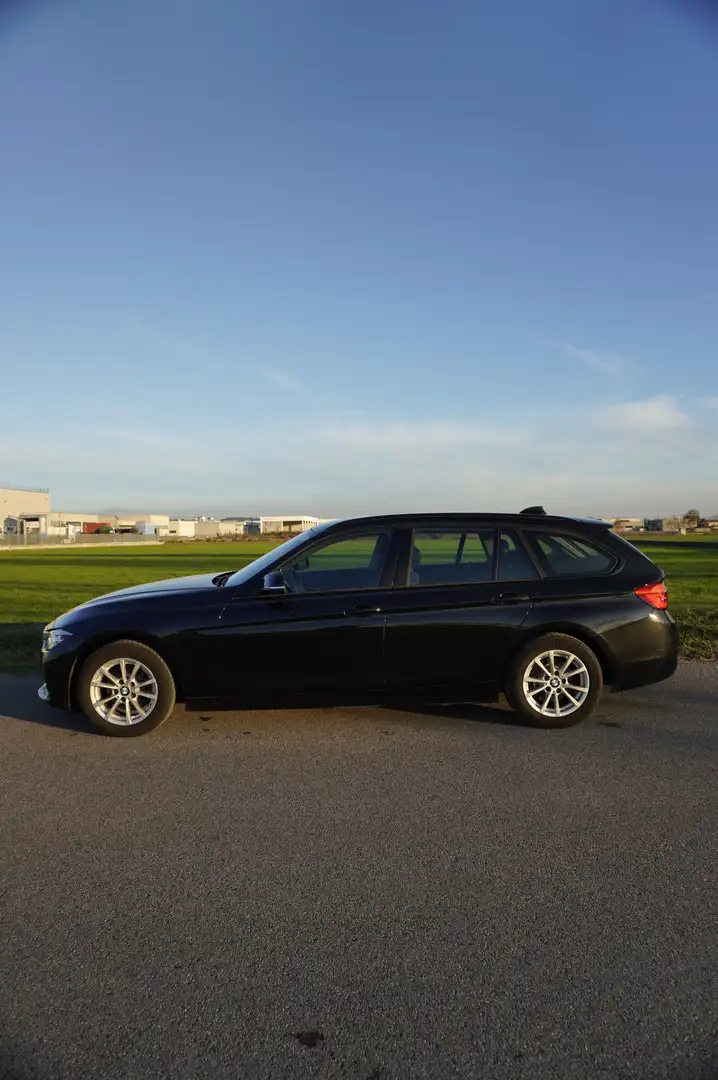 BMW 318 318d Touring Sport - 1
