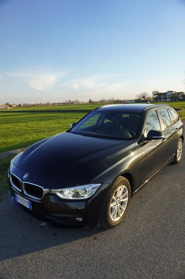 BMW 318 318d Touring Sport - 2