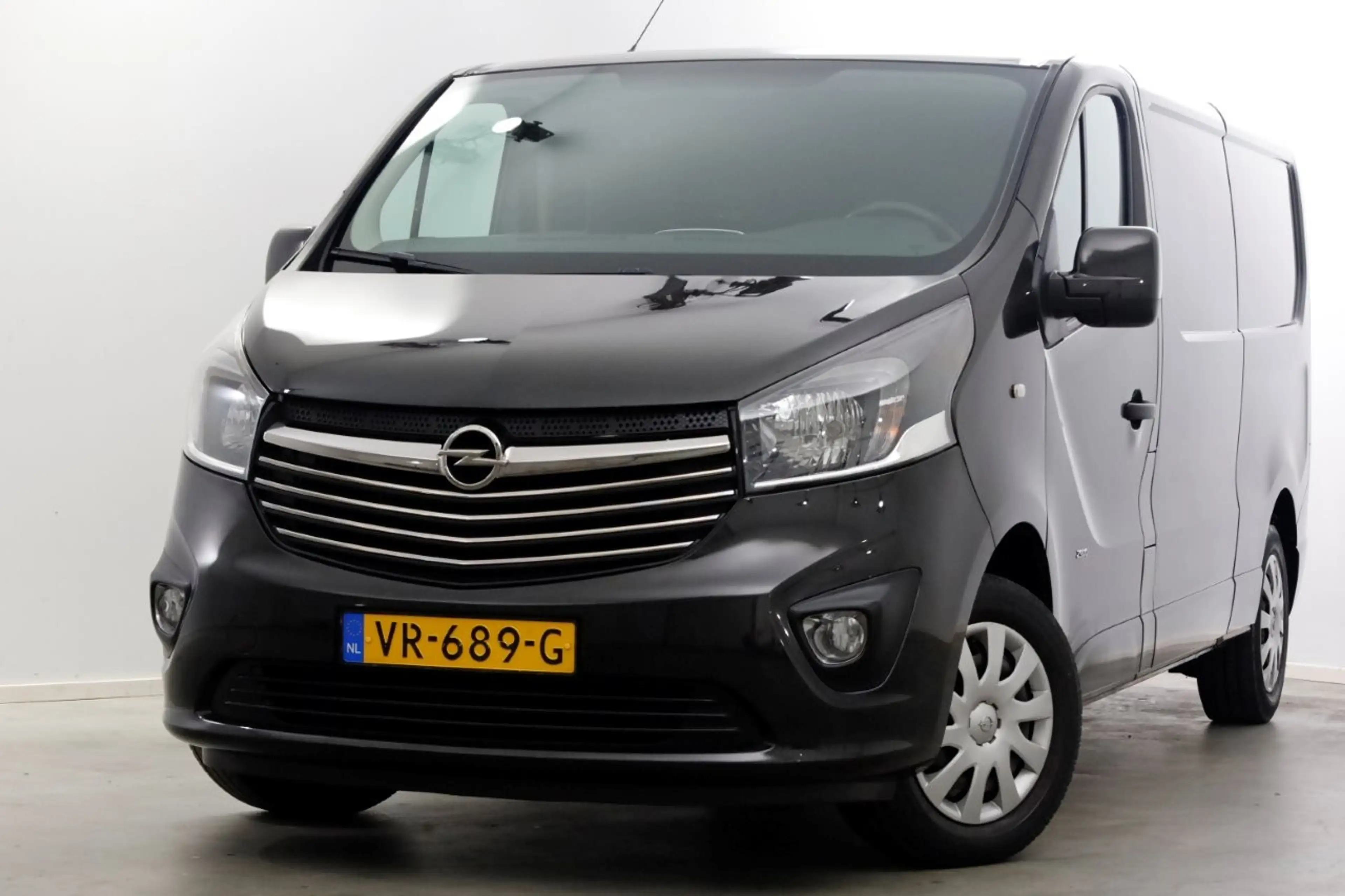 Opel Vivaro 1.6 CDTI 120pk L2H1 Sport Airco/Navi 08-2015