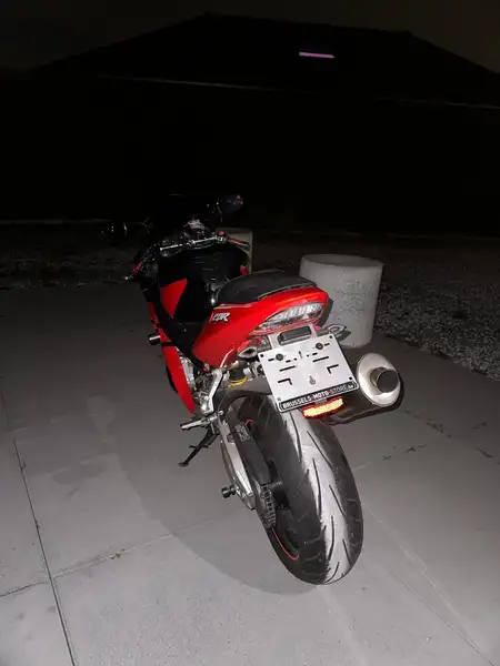 Honda CBR 900 - foto 6