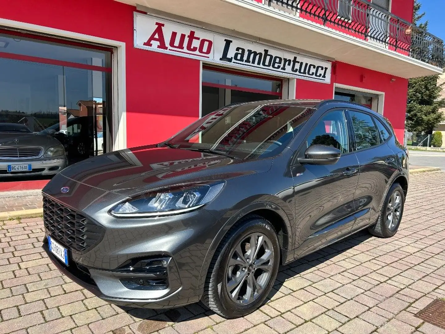 Ford Kuga 2.0 EcoBlue 120 CV aut. 2WD ST-Line Gris - 1