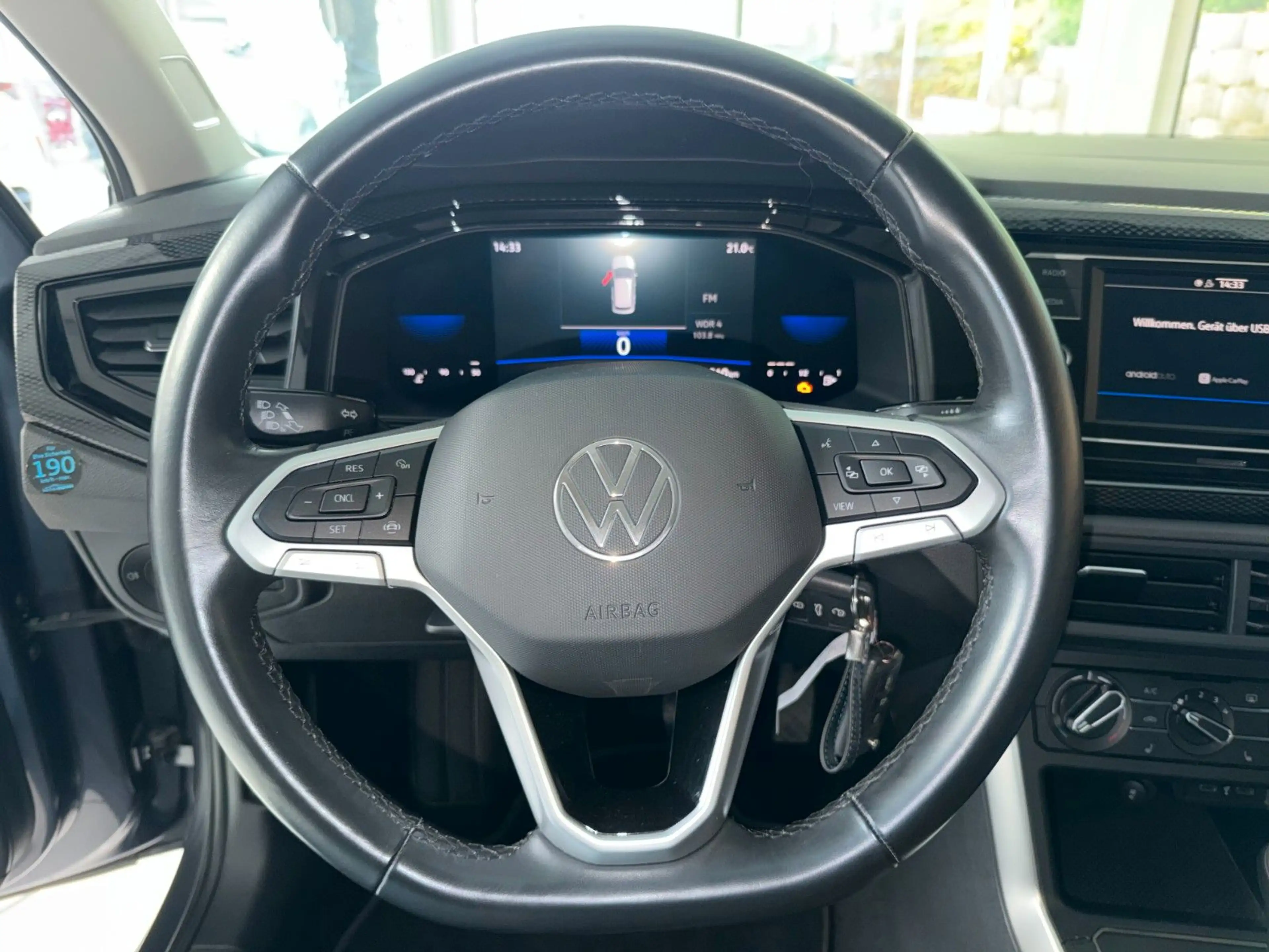 Volkswagen Polo VI Life Navi über Handy+LED+Sitzheizung — photo 13