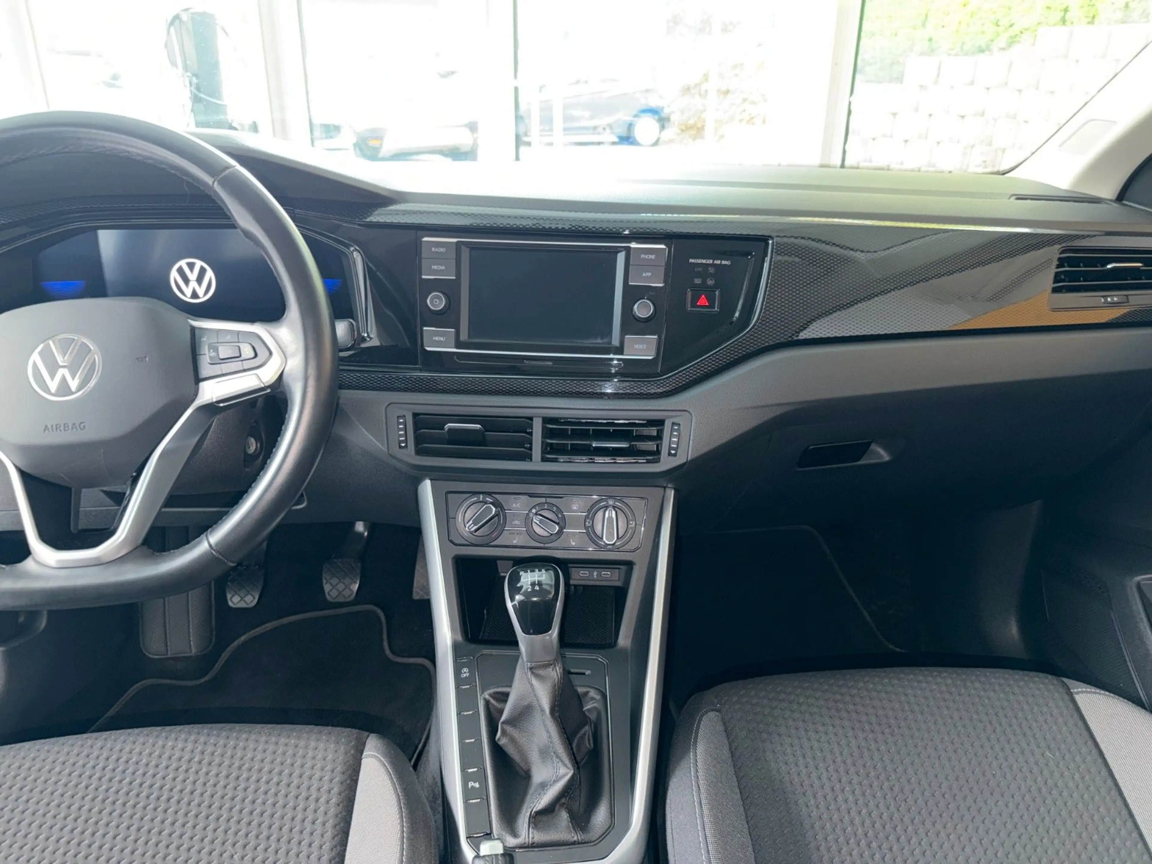 Volkswagen Polo VI Life Navi über Handy+LED+Sitzheizung — photo 11