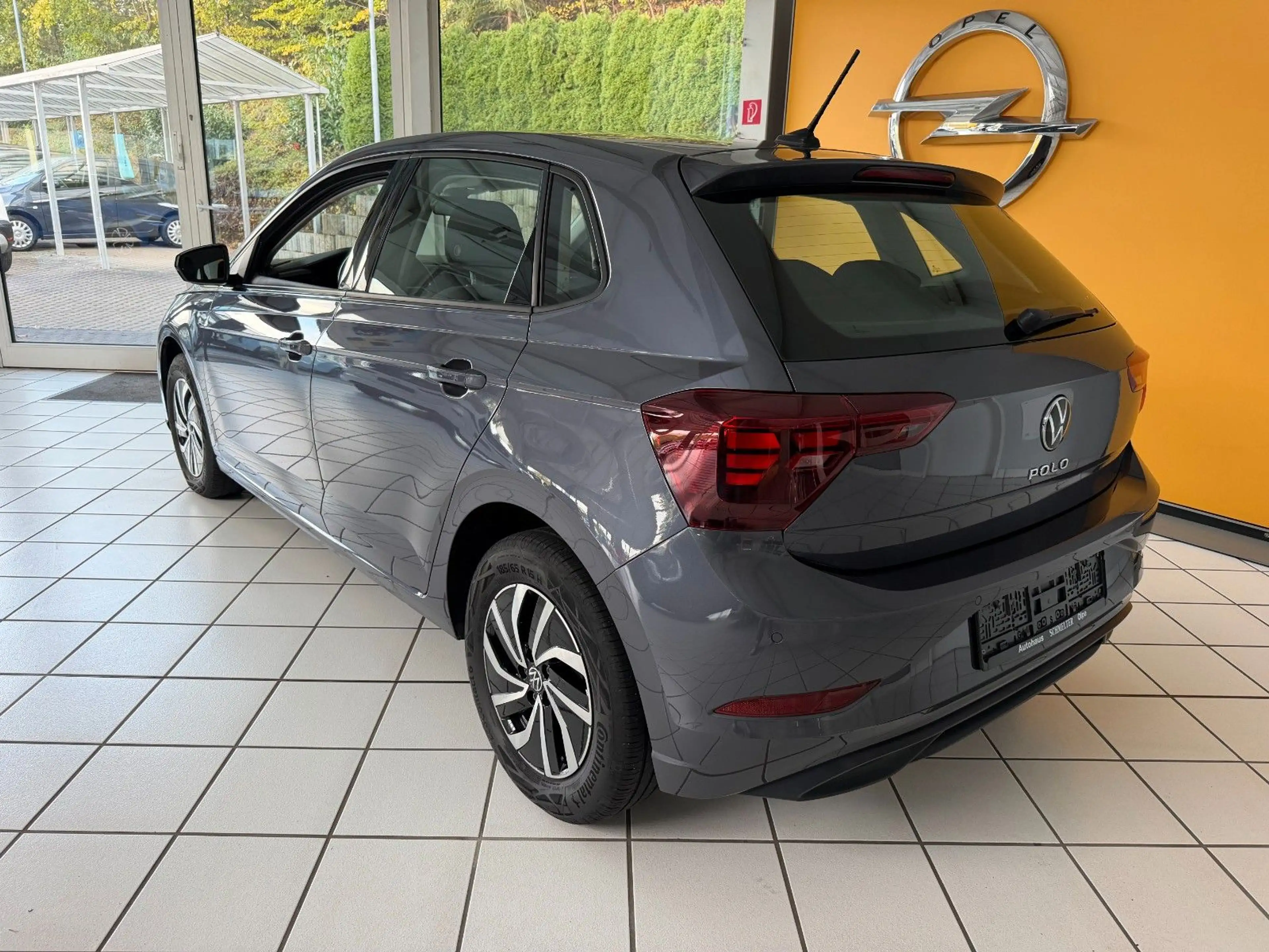 Volkswagen Polo VI Life Navi über Handy+LED+Sitzheizung — photo 5