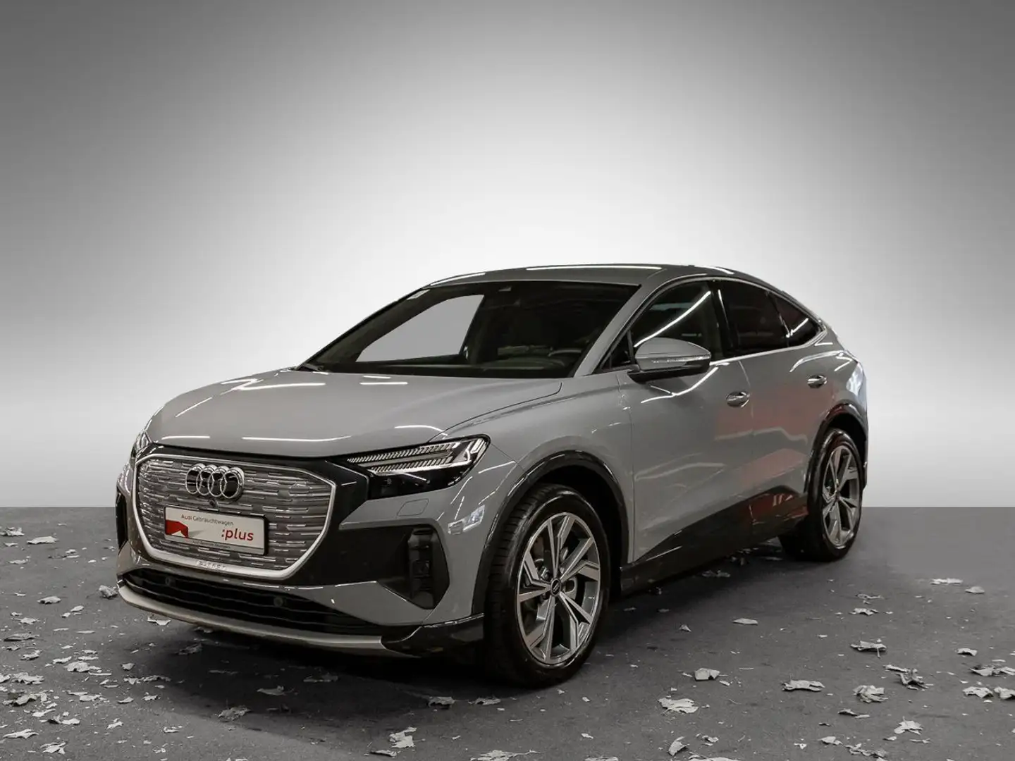 Audi Q4 e-tron Q4 Sportback 45 e-tron Automatik Grau - 2