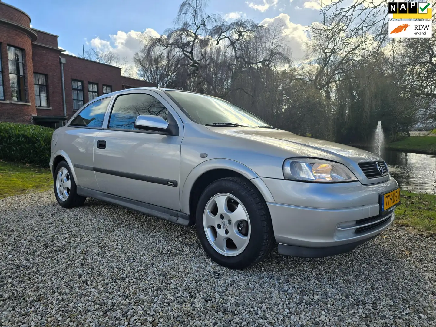 Opel Astra 1.6 Diamond AIRCO *apk:12-2025* Gri - 1