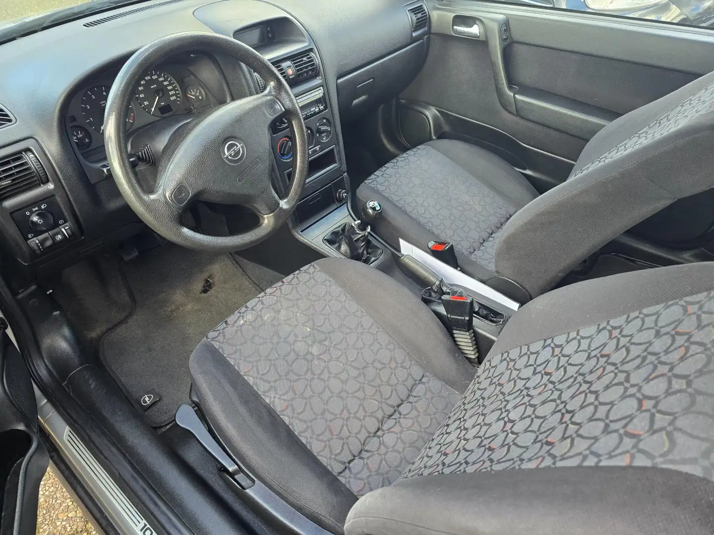 Opel Astra 1.6 Diamond AIRCO *apk:12-2025* Gri - 2