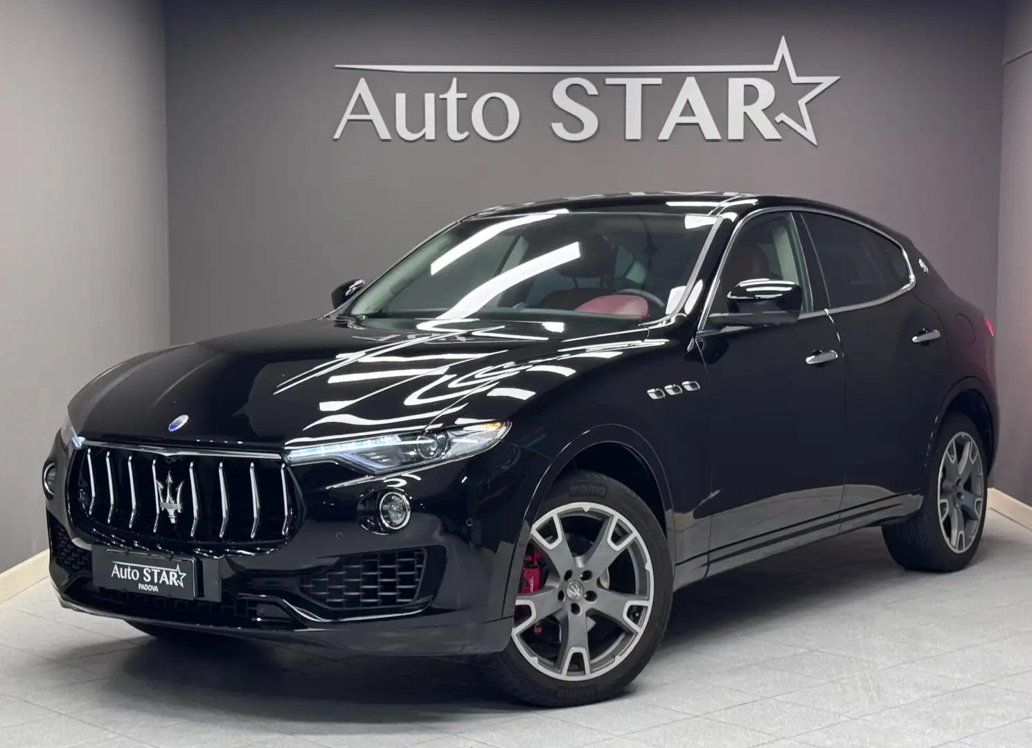 Maserati Levante 3.0 V6 275cv Nero - 1