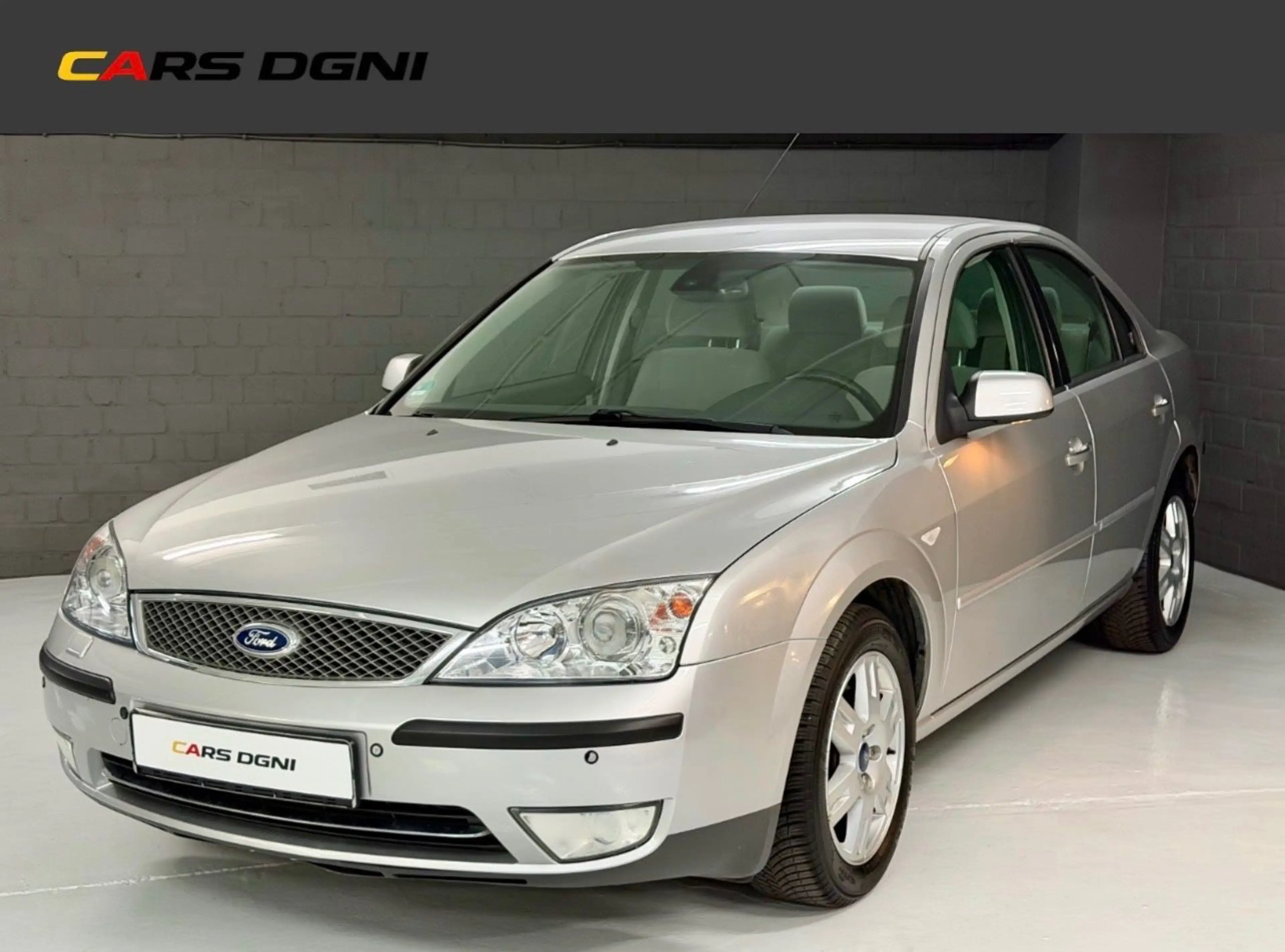 Ford Mondeo 2.0 Ghia*Autotik*NAVI Groß*Klimatronik*