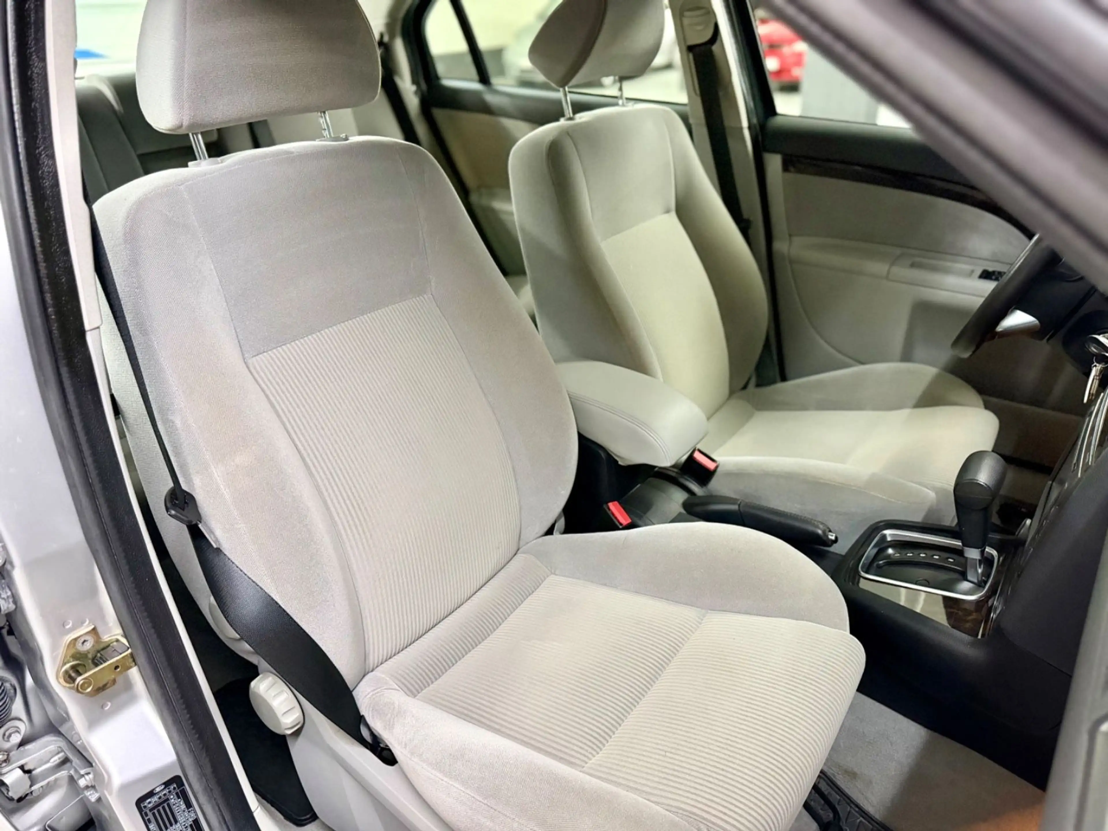 Ford Mondeo 2.0 Ghia*Autotik*NAVI Groß*Klimatronik* — photo 13