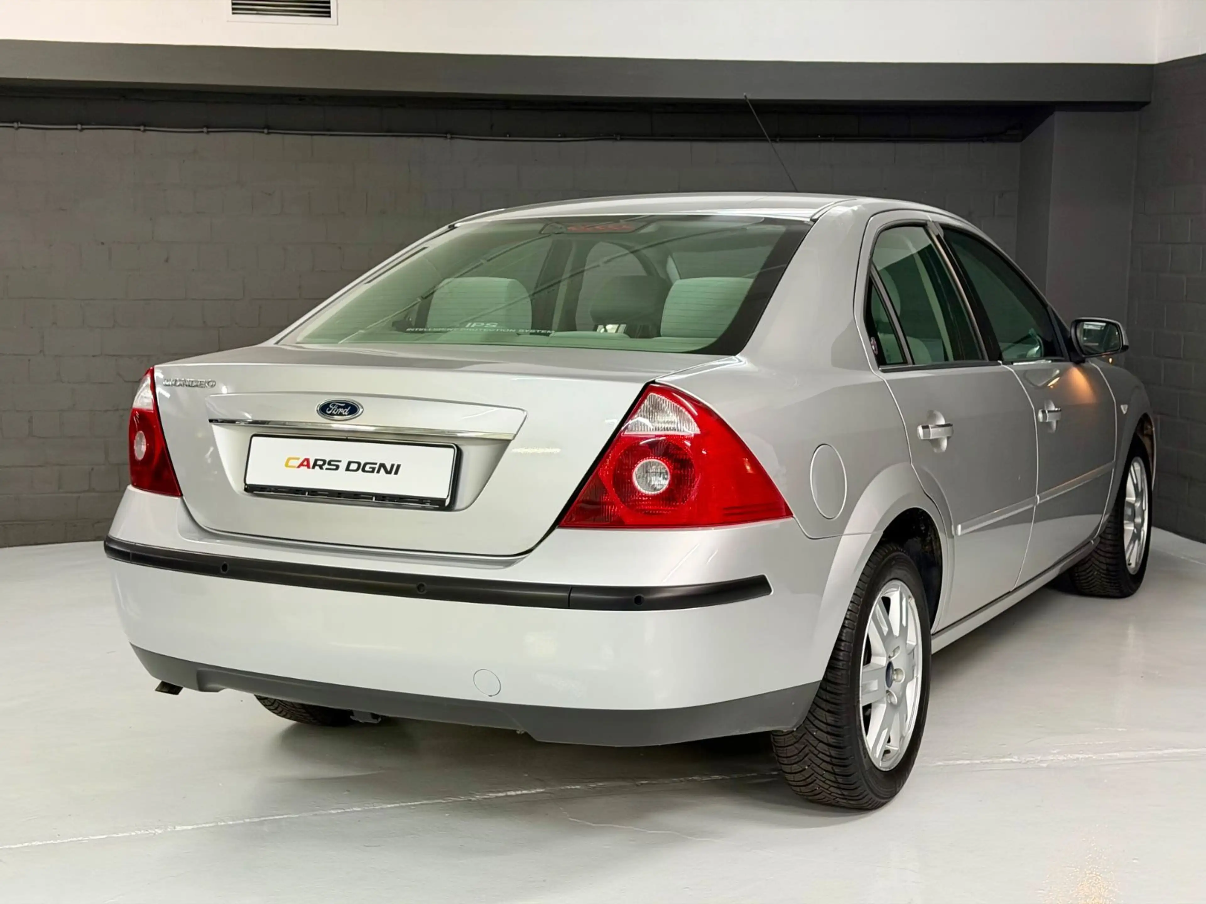Ford Mondeo 2.0 Ghia*Autotik*NAVI Groß*Klimatronik* — photo 3
