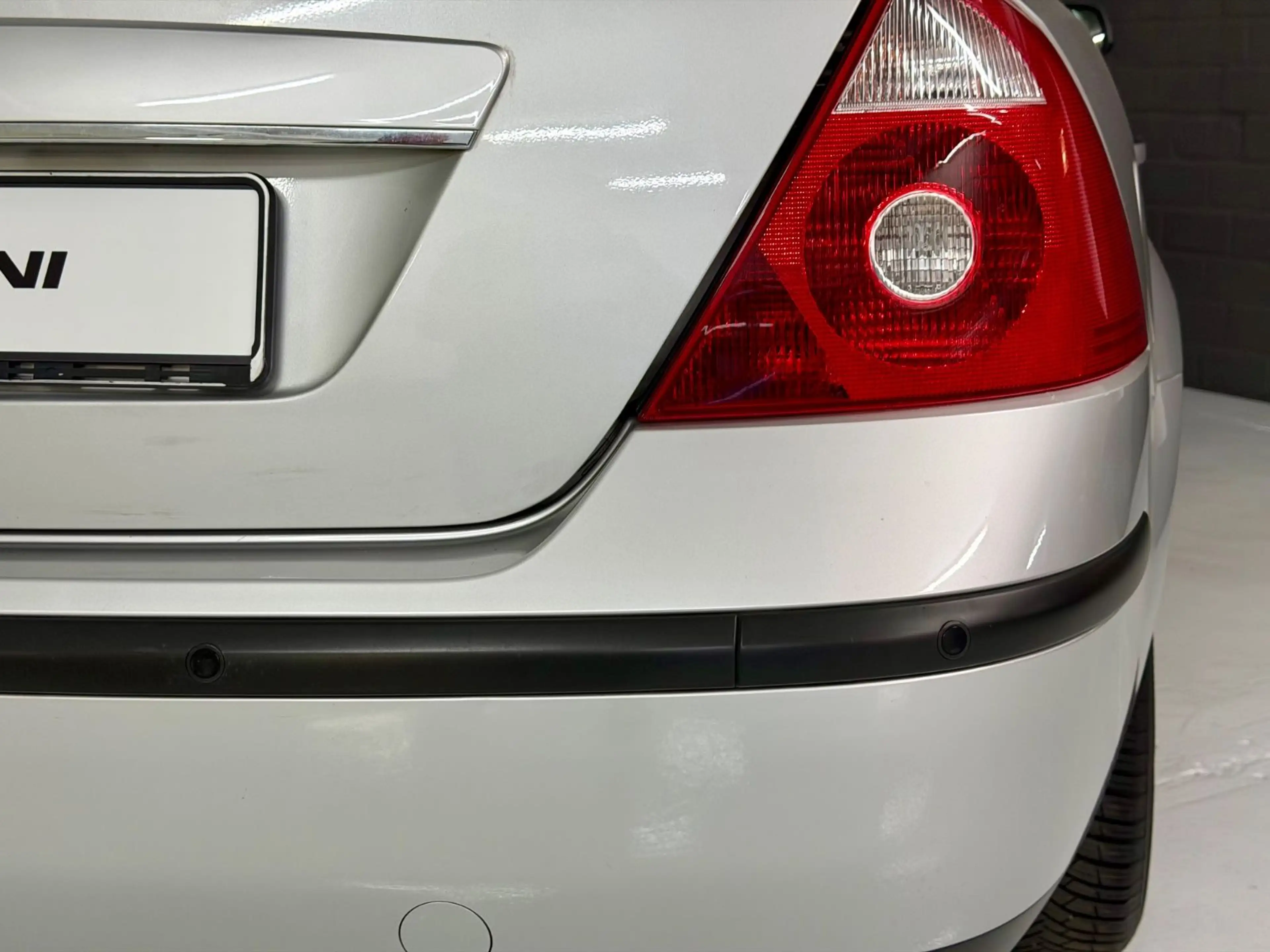 Ford Mondeo 2.0 Ghia*Autotik*NAVI Groß*Klimatronik* — photo 5