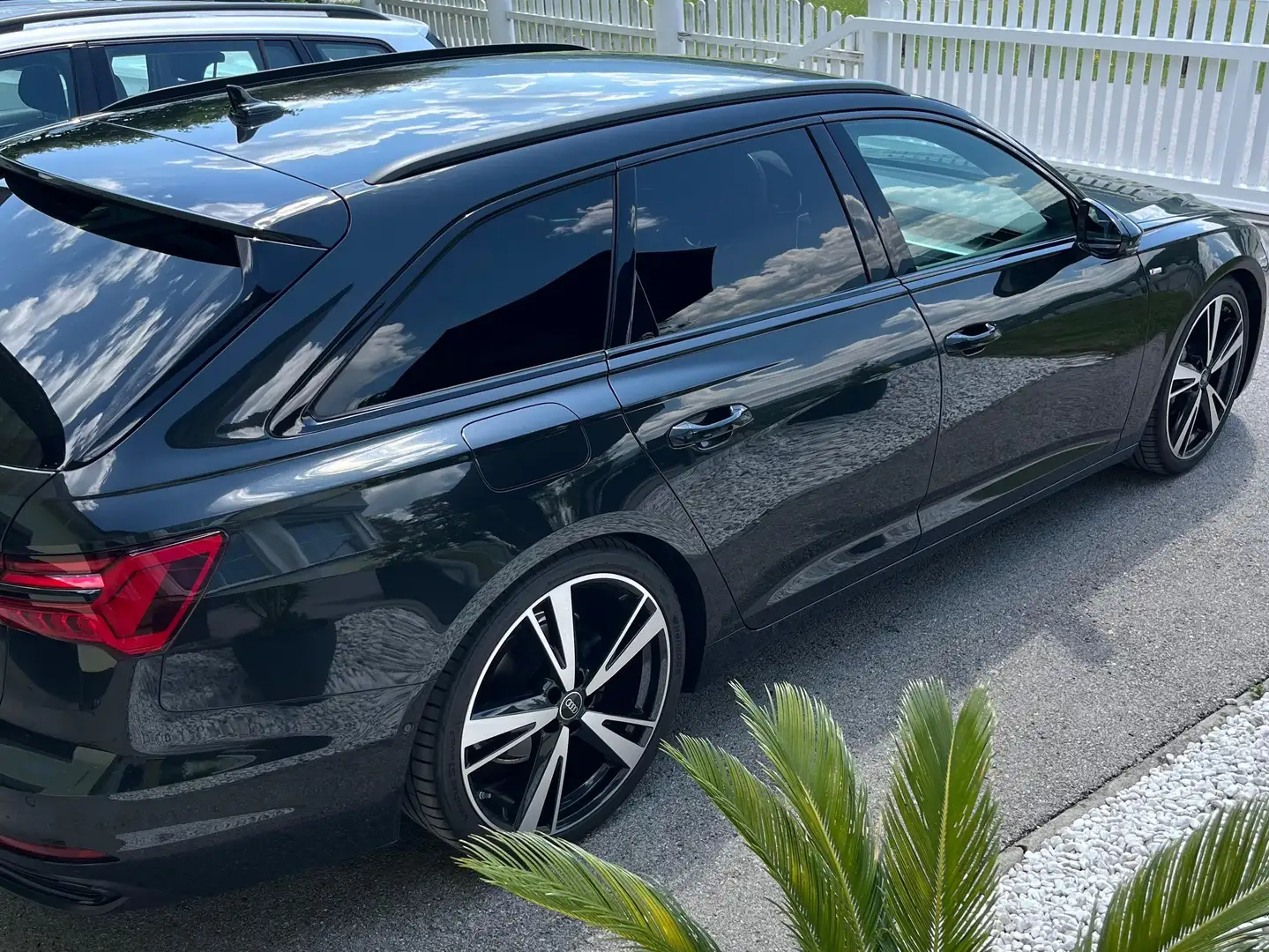 Audi A6 A6 Avant 40 TDI quattro sport S-tronic s-line Schwarz - 1