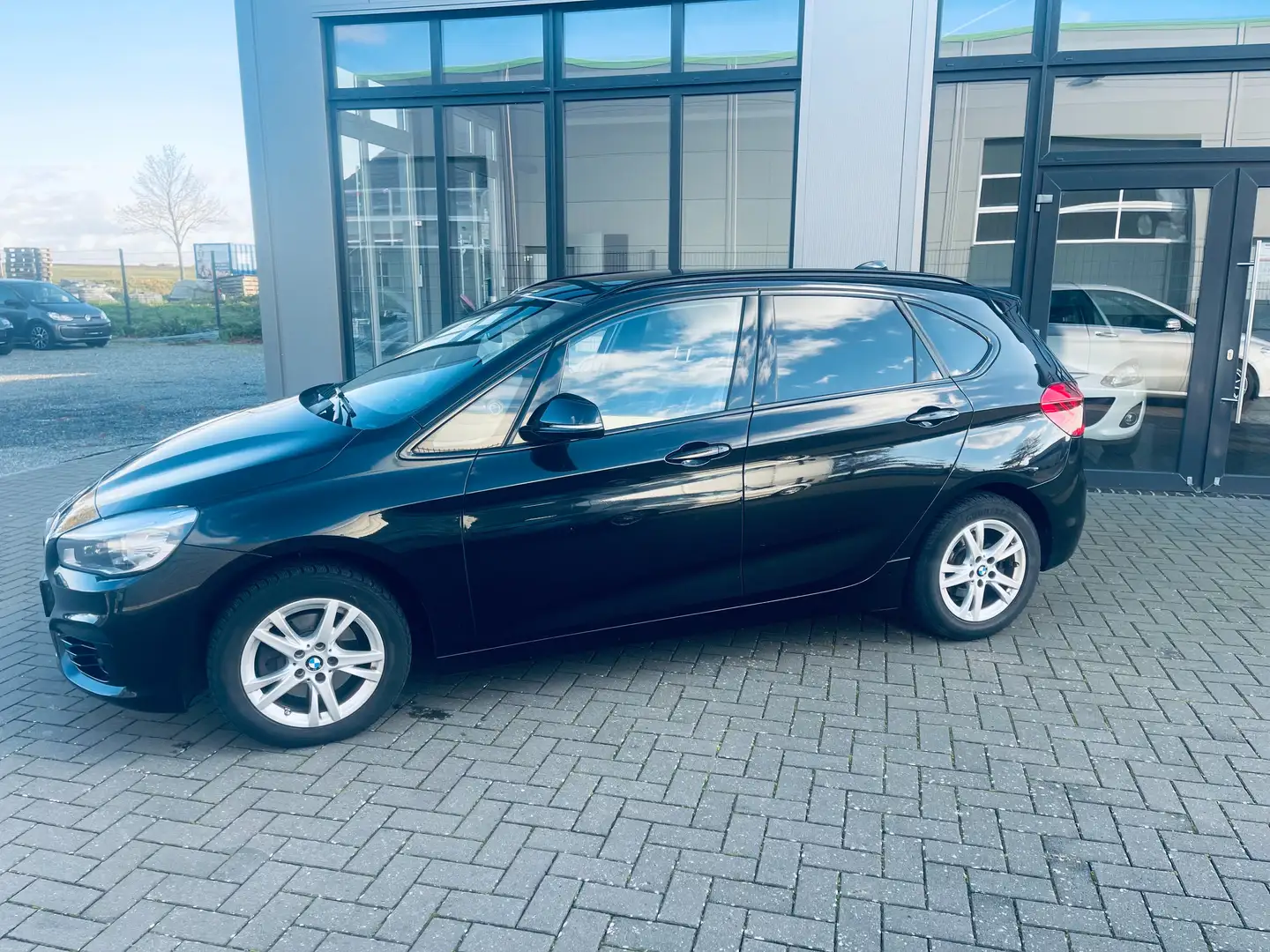 BMW 218 218 d Schwarz - 2