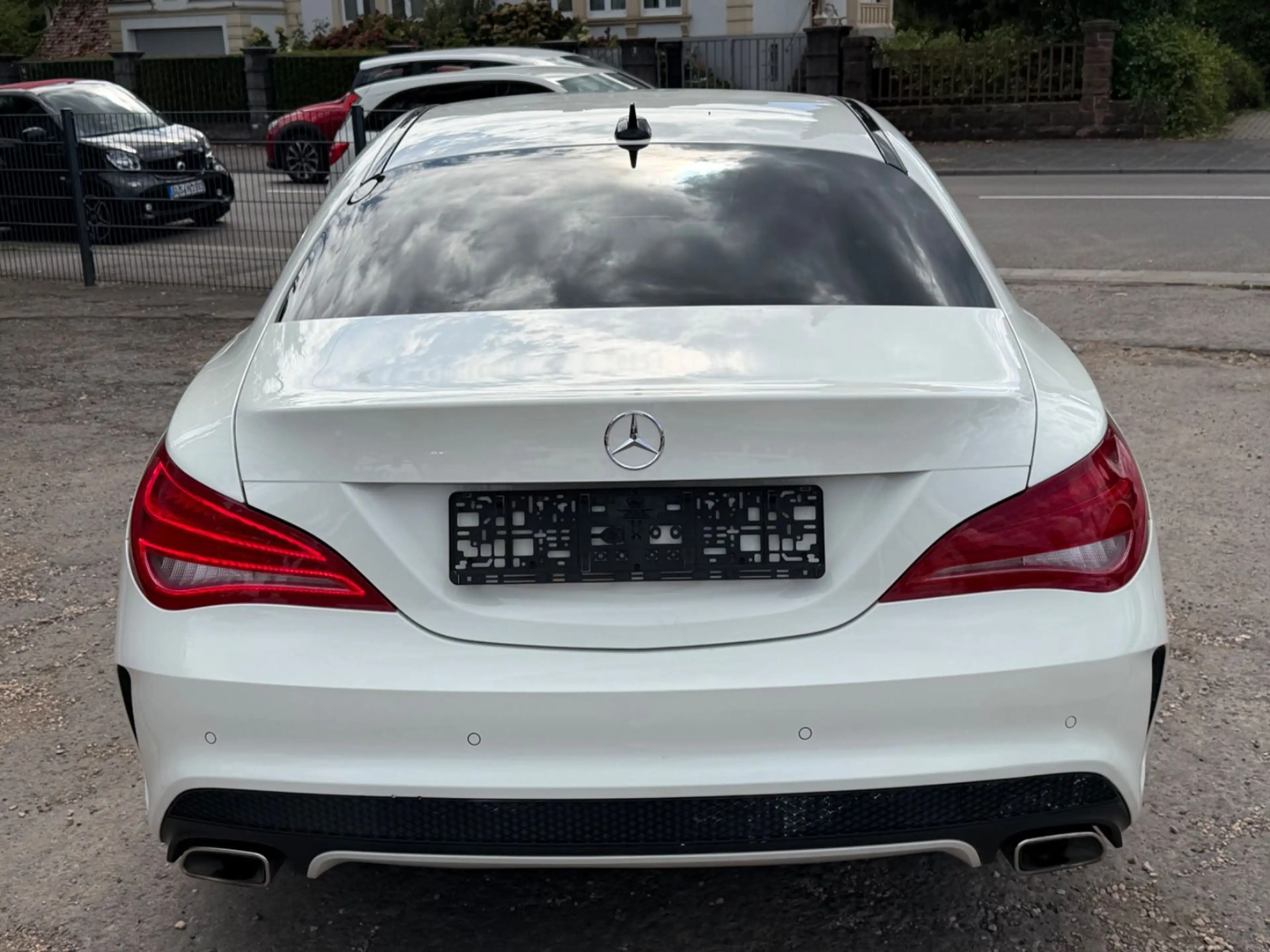 Mercedes-Benz CLA 200 CDI / d AMG LINE — photo 5