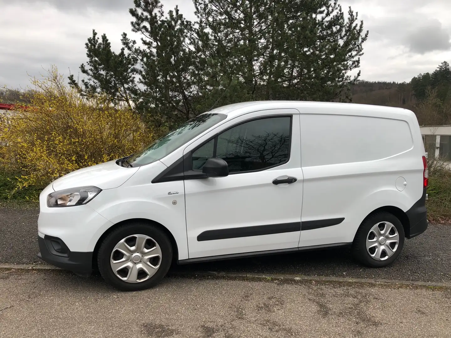 Ford Transit Courier Trend Blanc - 2