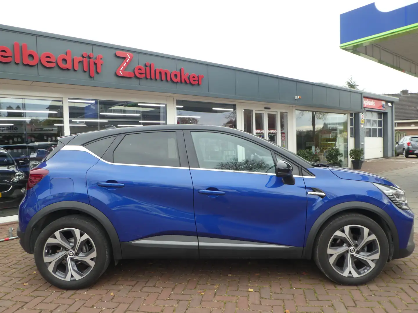 Renault Captur 1.3 TCe 140 R.S. Line Automaat, Navi, LED, Leer, C Blauw - 2