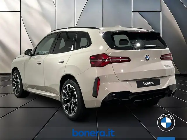 BMW X3 view 7
