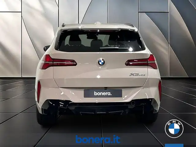 BMW X3 view 6