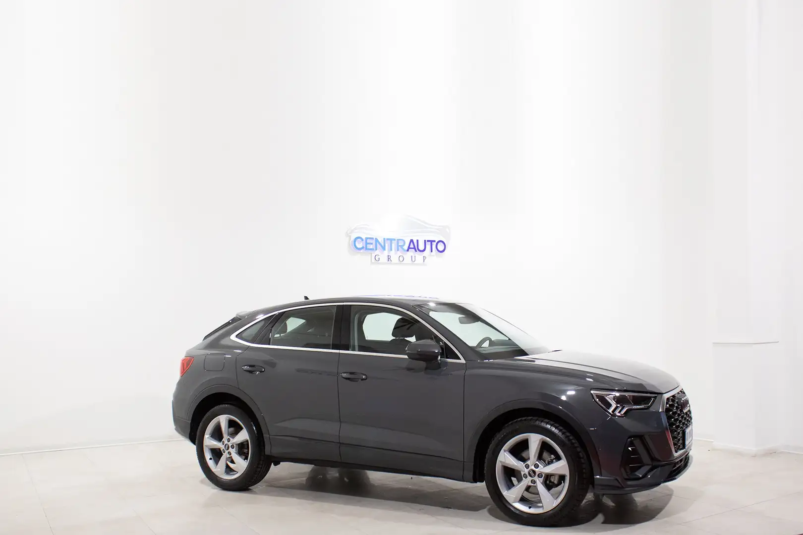 Audi Q3 SPB 35 TDI S-TRONIC BUSINESS PLUS *DRIVE SELECT* Grigio - 2