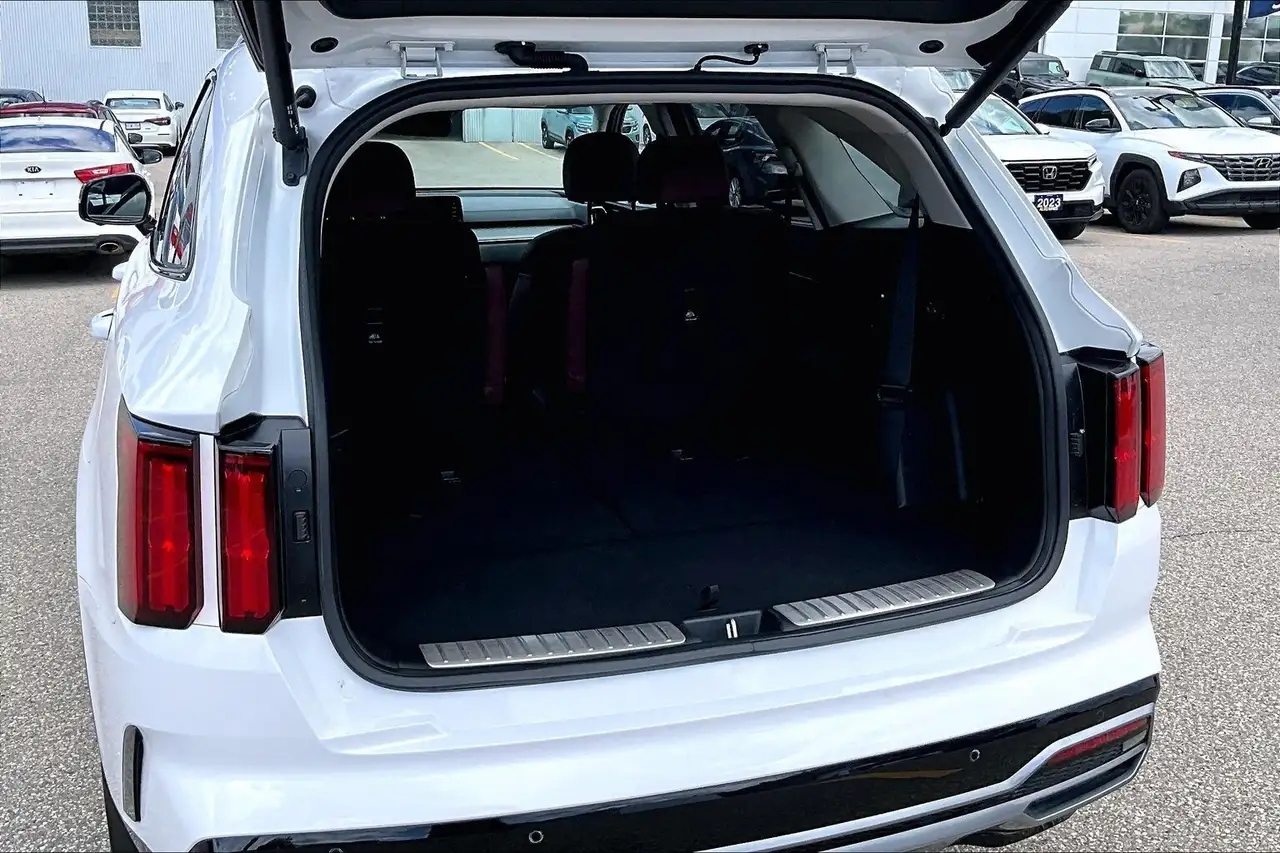 Kia Sorento photo Kia Sorento