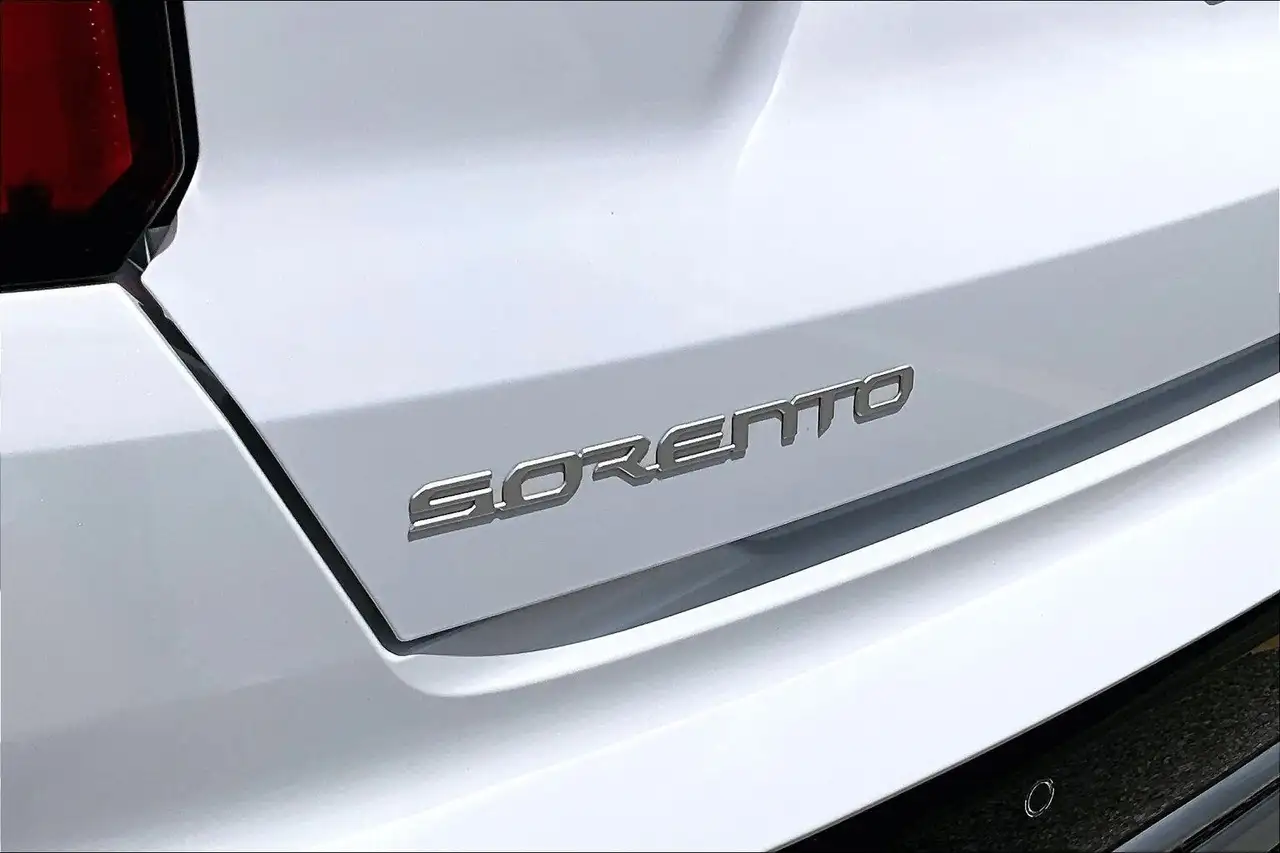 Kia Sorento photo Kia Sorento