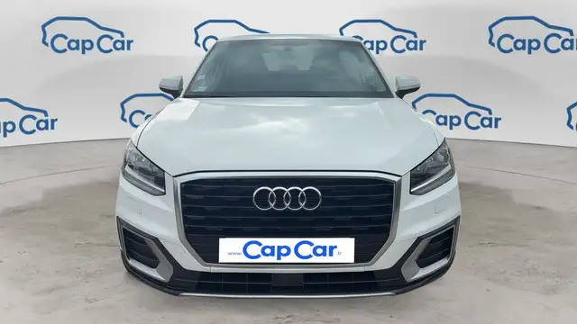 Audi Q2 view 5