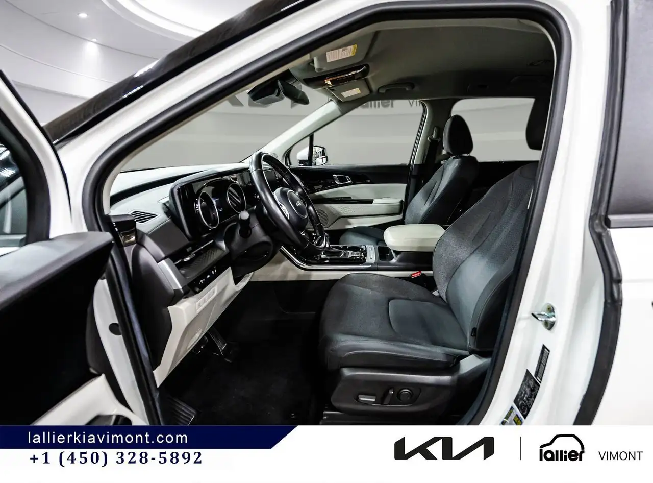 Kia Carnival снимка Kia Carnival