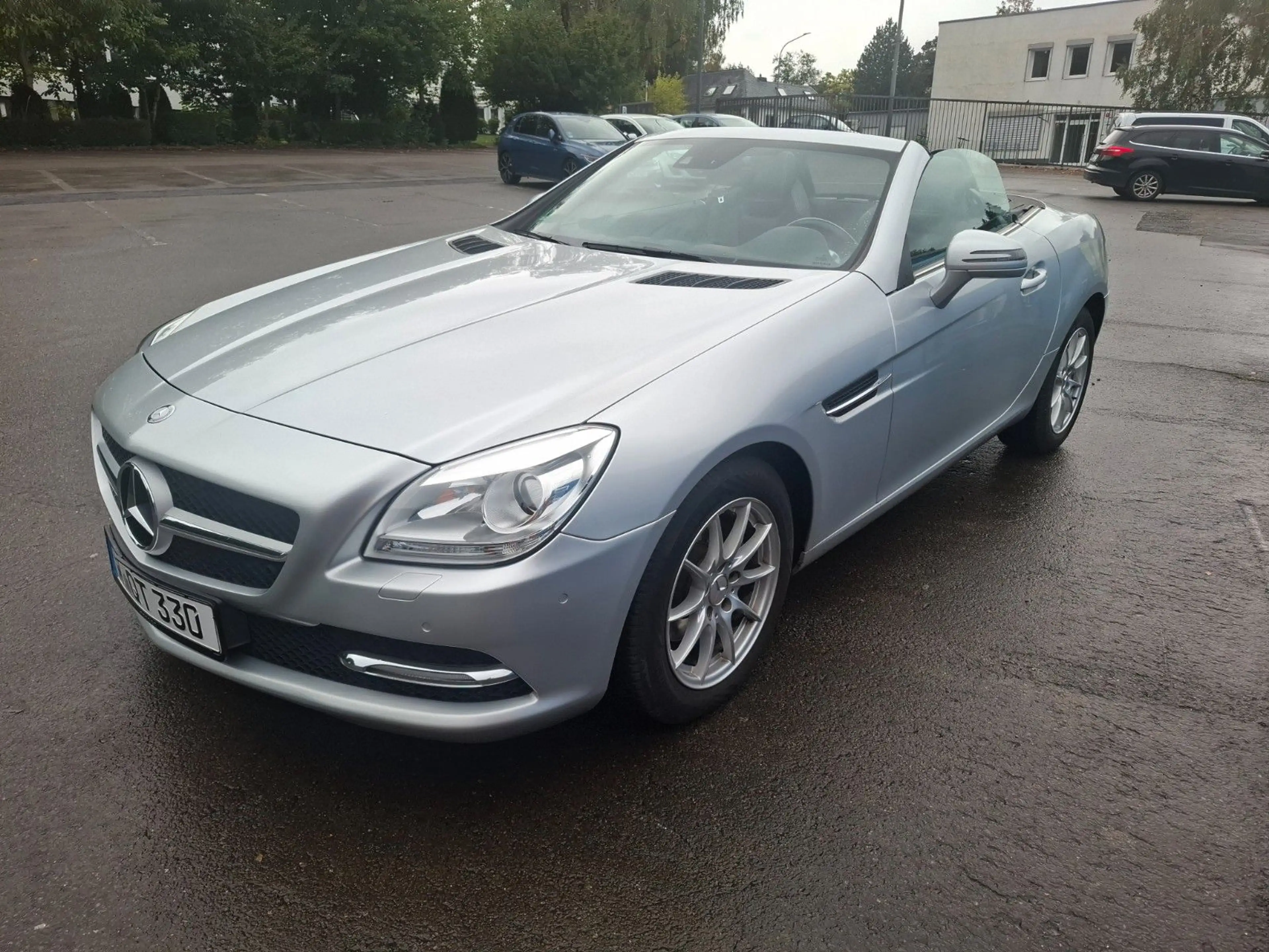 Mercedes-Benz SLK 200 SLK BlueEfficiency AUTOMATIK TÜV NEU