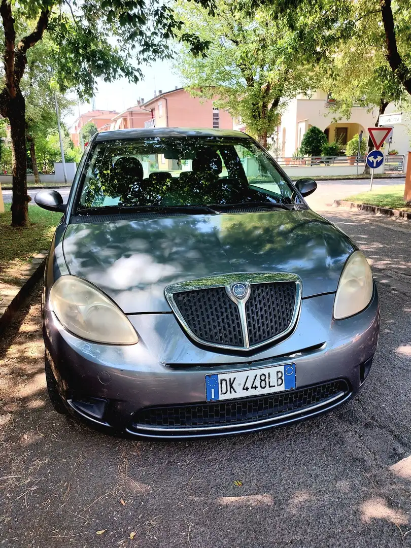 Lancia Ypsilon 1.2 8v Argento - 1
