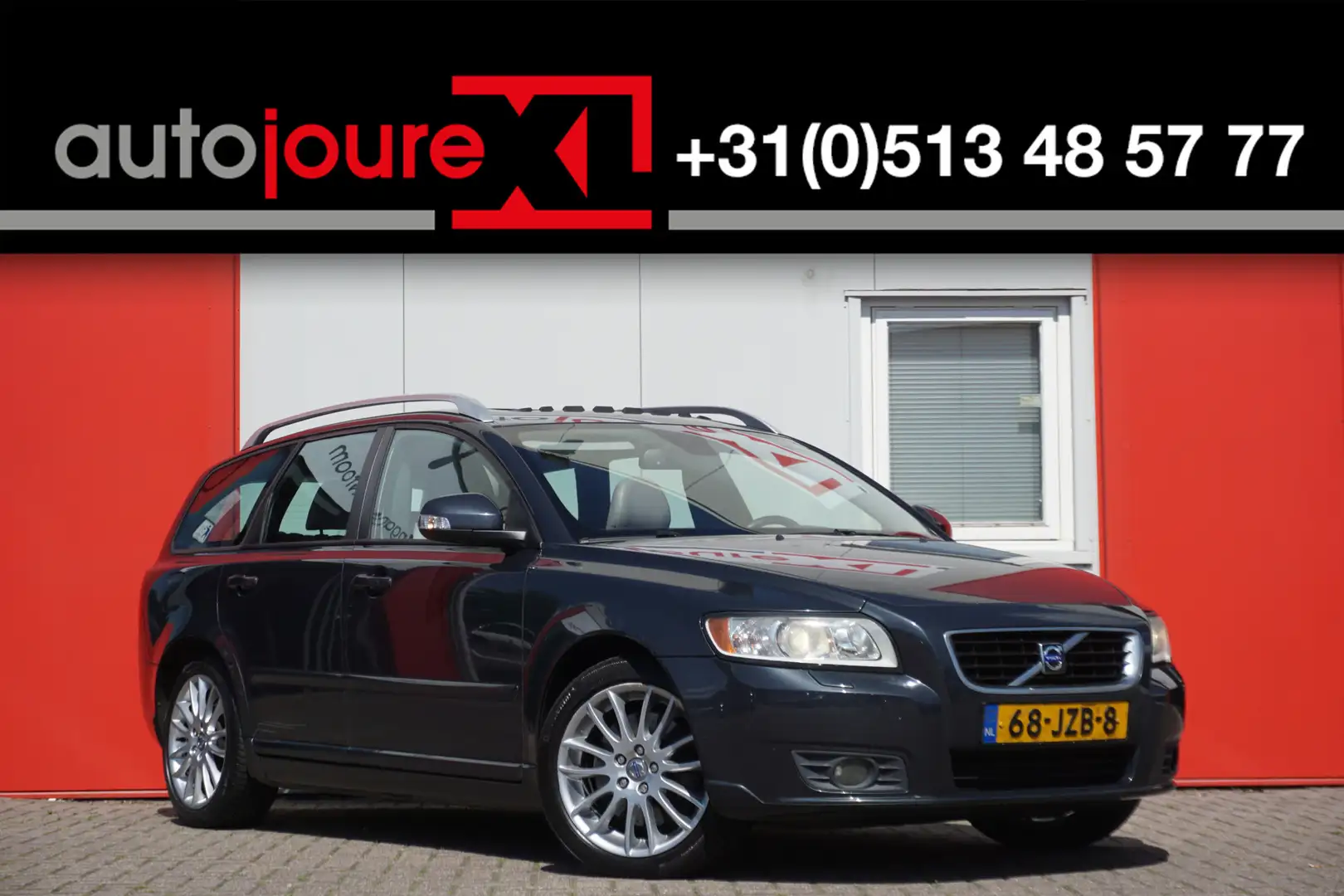 Volvo V50 2.4 D5 Edition II | Origineel NL | Schuif-/kanteld Gris - 1