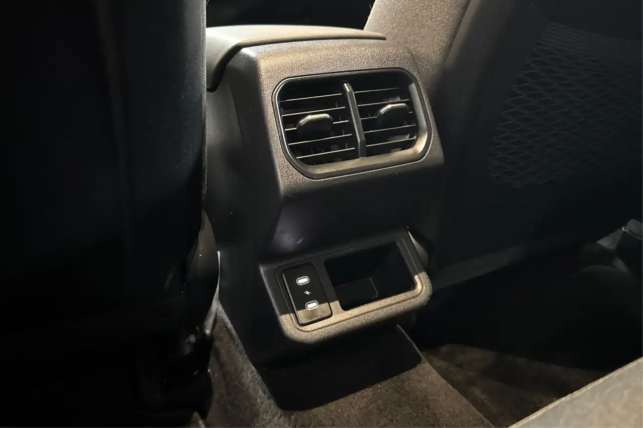 Kia K4 fotografie Kia K4