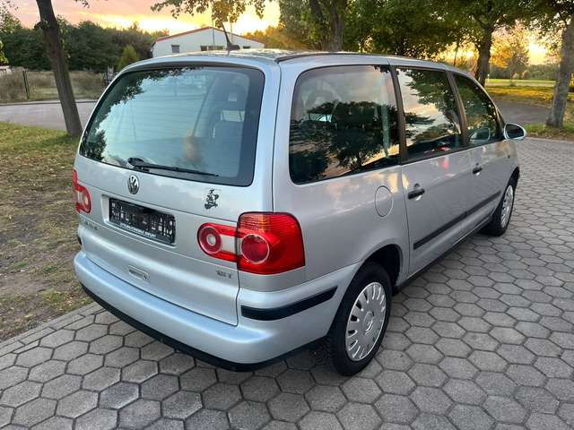 Volkswagen Sharan 1.8 5V Turbo Automatik Comfortline 7-Sitze 2-Hand Navi - Bild 5