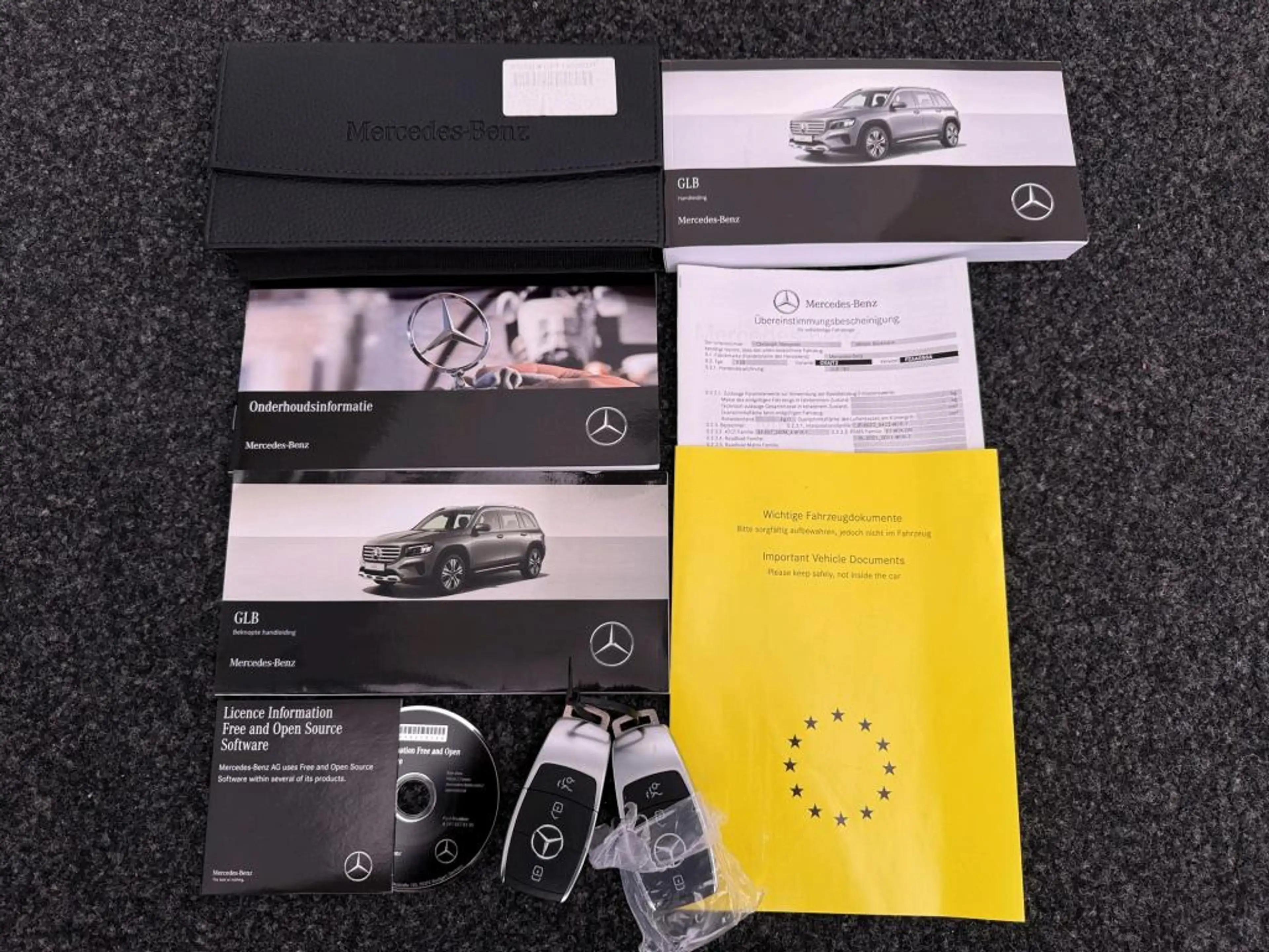 Mercedes-Benz GLB 180 AMG Line AMG Line | Night Pakket | Panorama Schuif — photo 9