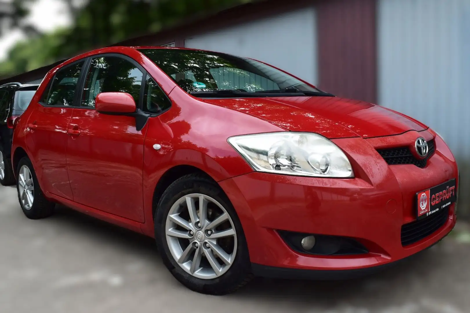 Toyota Auris Team 1.4 Ltr. - 71 kW 16V KAT,Klima.Alu Красный - 2