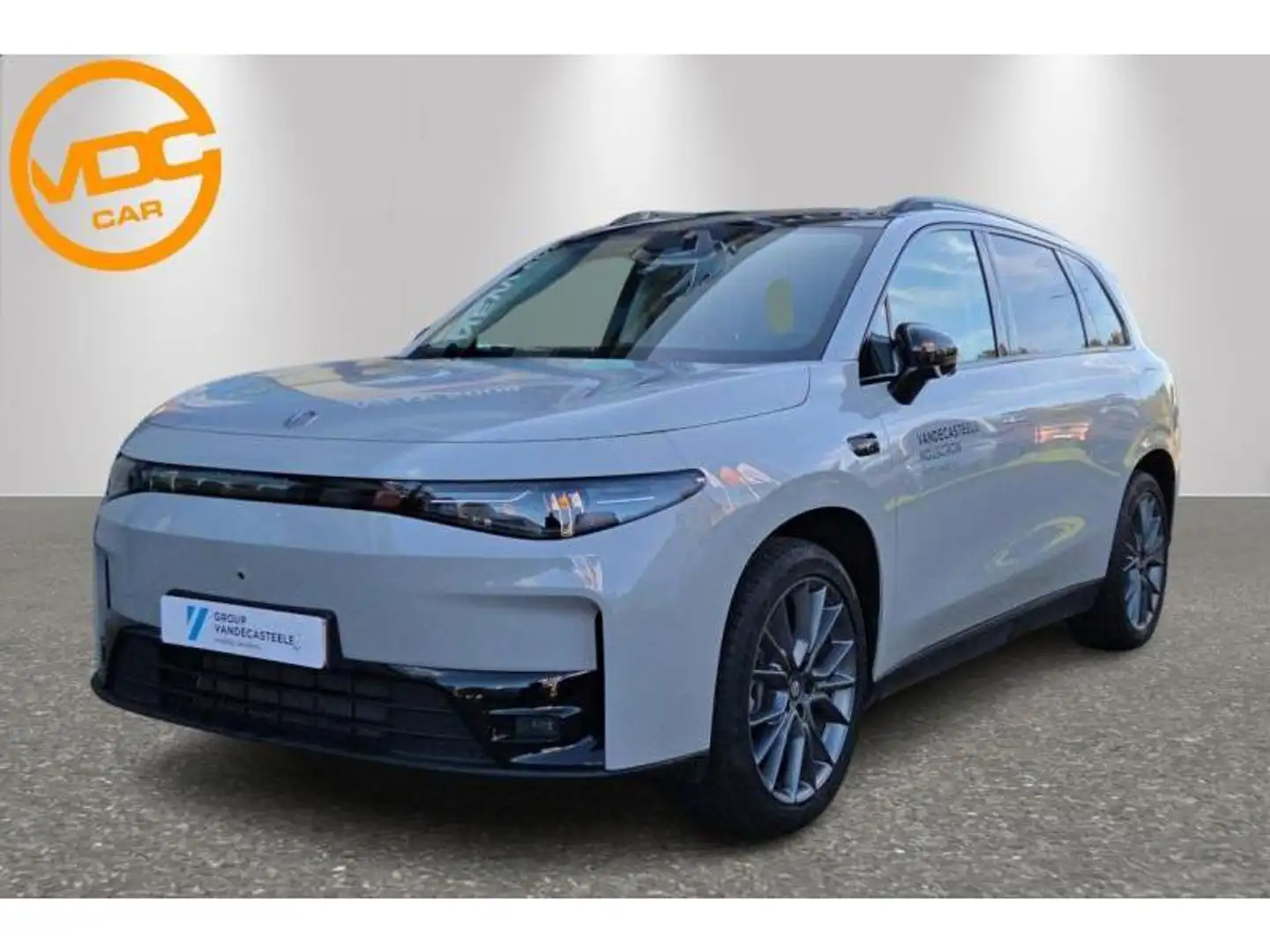 Leapmotor C10 DESIGN Beige - 1