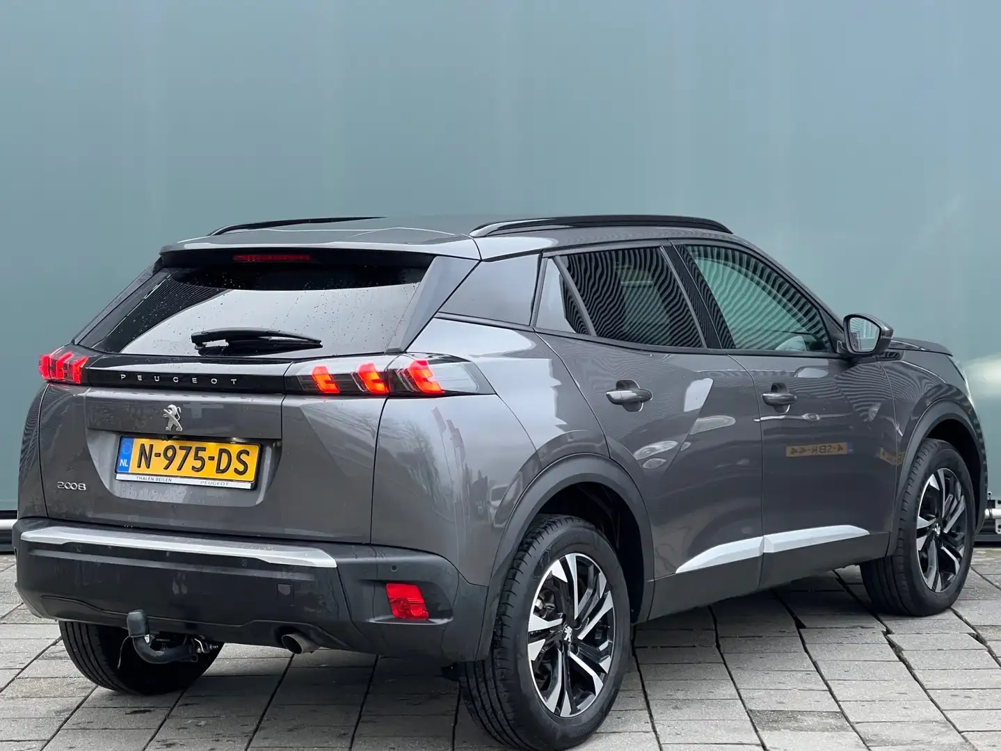 Peugeot 2008 BWJ 2021 | 1.2PT 101PK Allure | TREKHAAK | CAMERA Grau - 2