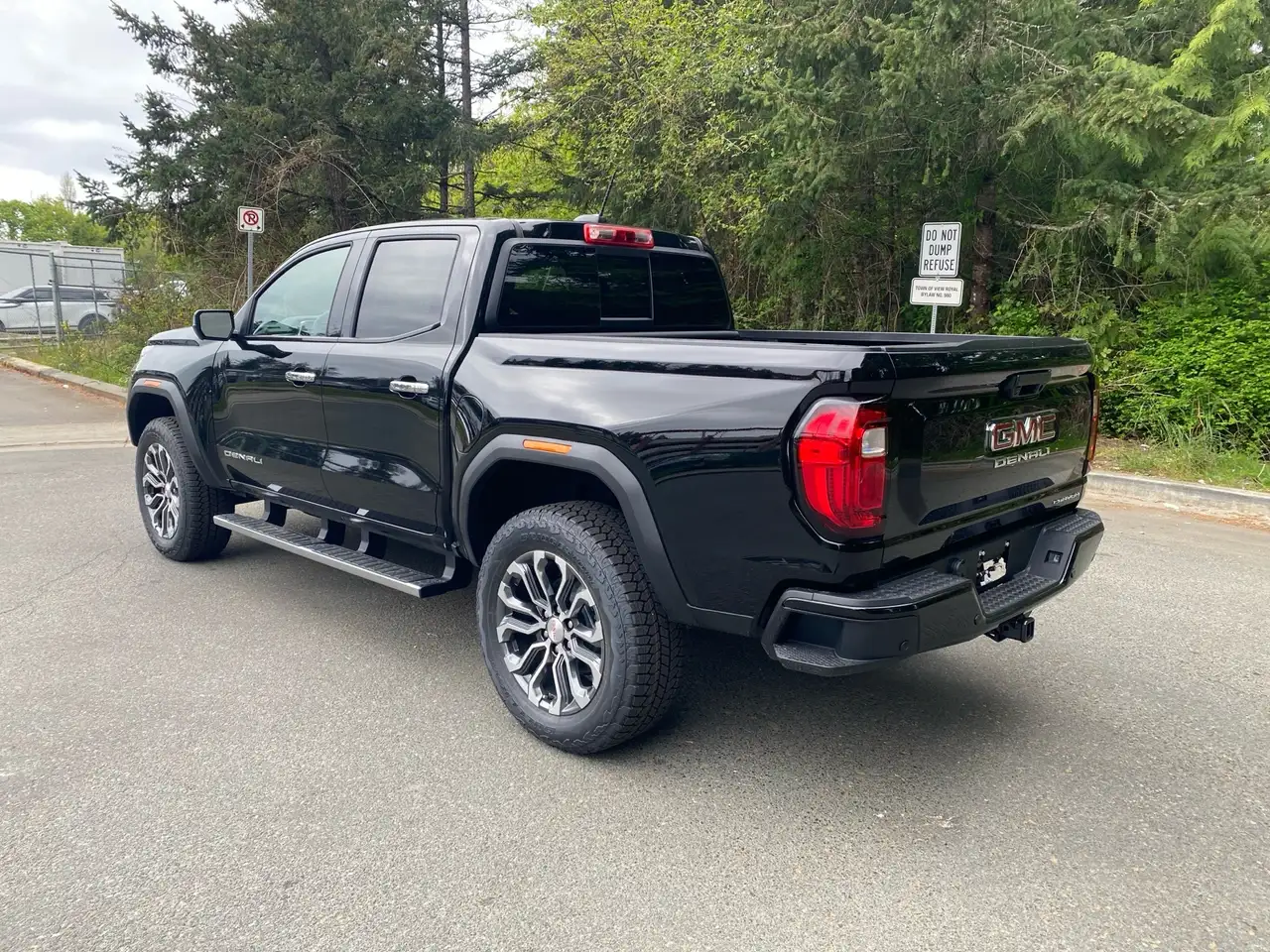 GMC Canyon снимка GMC Canyon