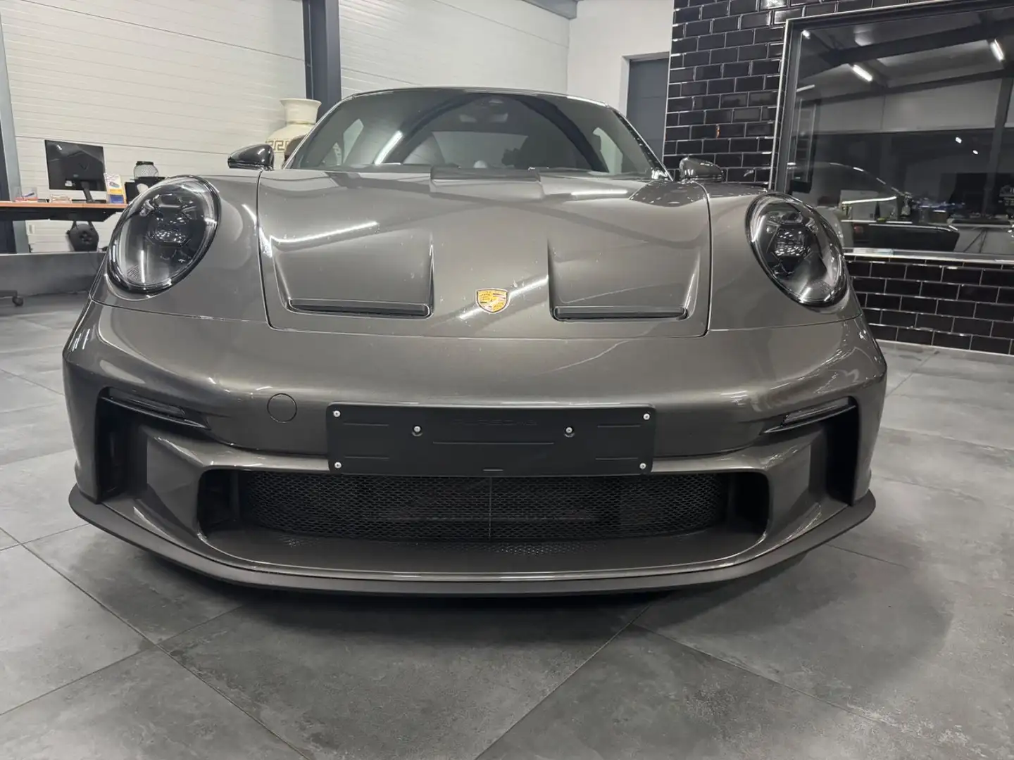 Porsche 911 GT3 Touring APPROVED NEU Grau - 2