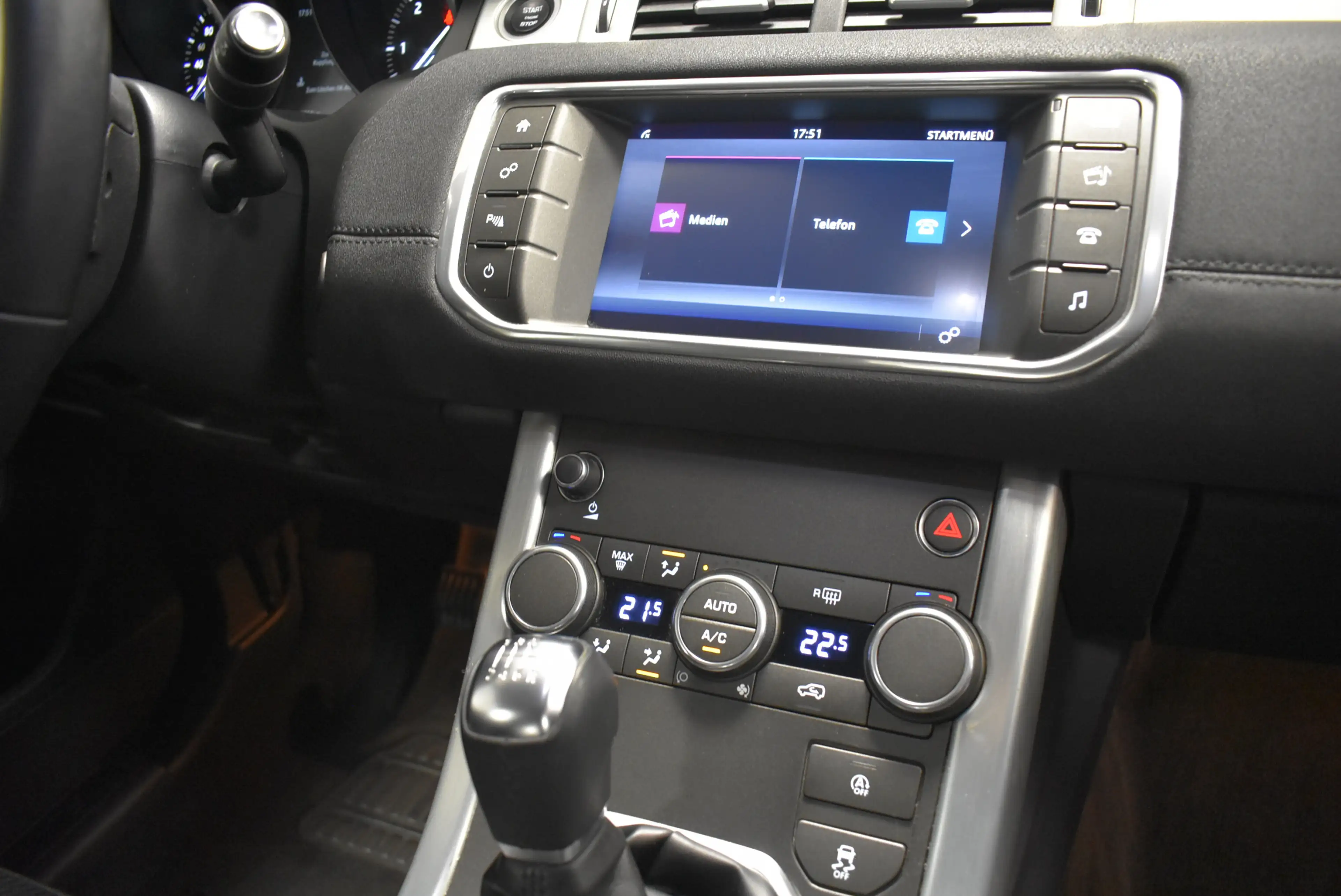 Land Rover Range Rover Evoque 2,0 D 2WD Pure Temp PDC 1Hand — photo 8