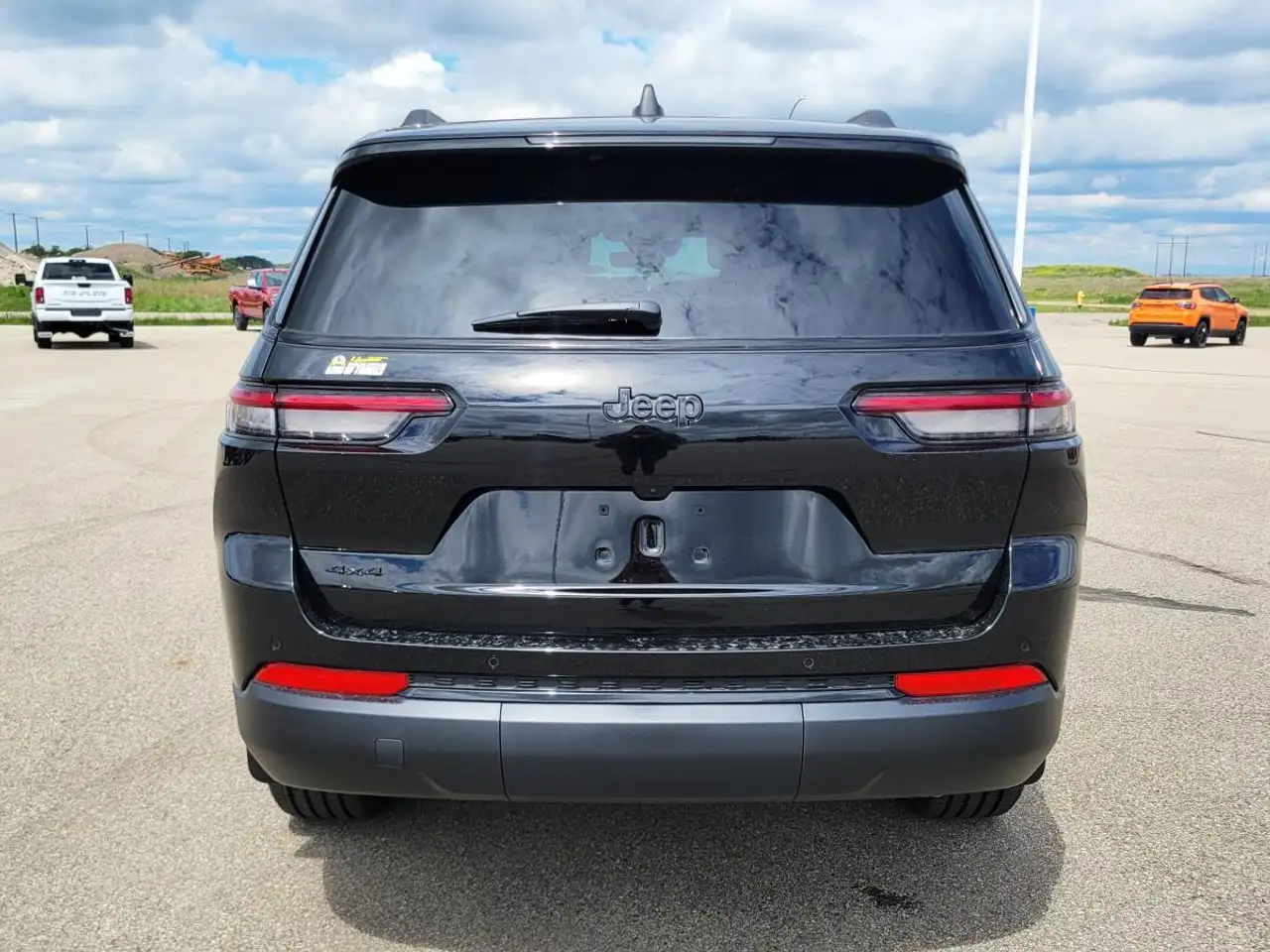 Jeep Grand Cherokee снимка Jeep Grand Cherokee