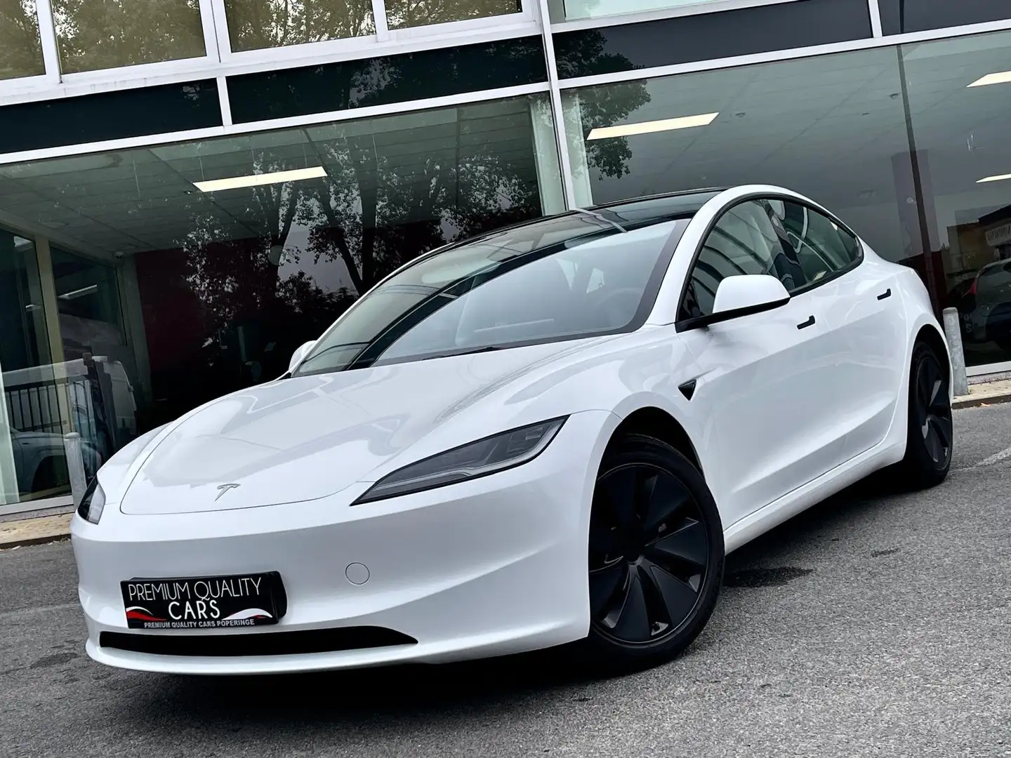 Tesla Model 3 HIGHLAND / ZETELKOELING / SFEERLICHTEN Wit - 1
