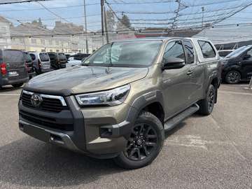 Hilux 2.8L D-4D 4x4  Invincible