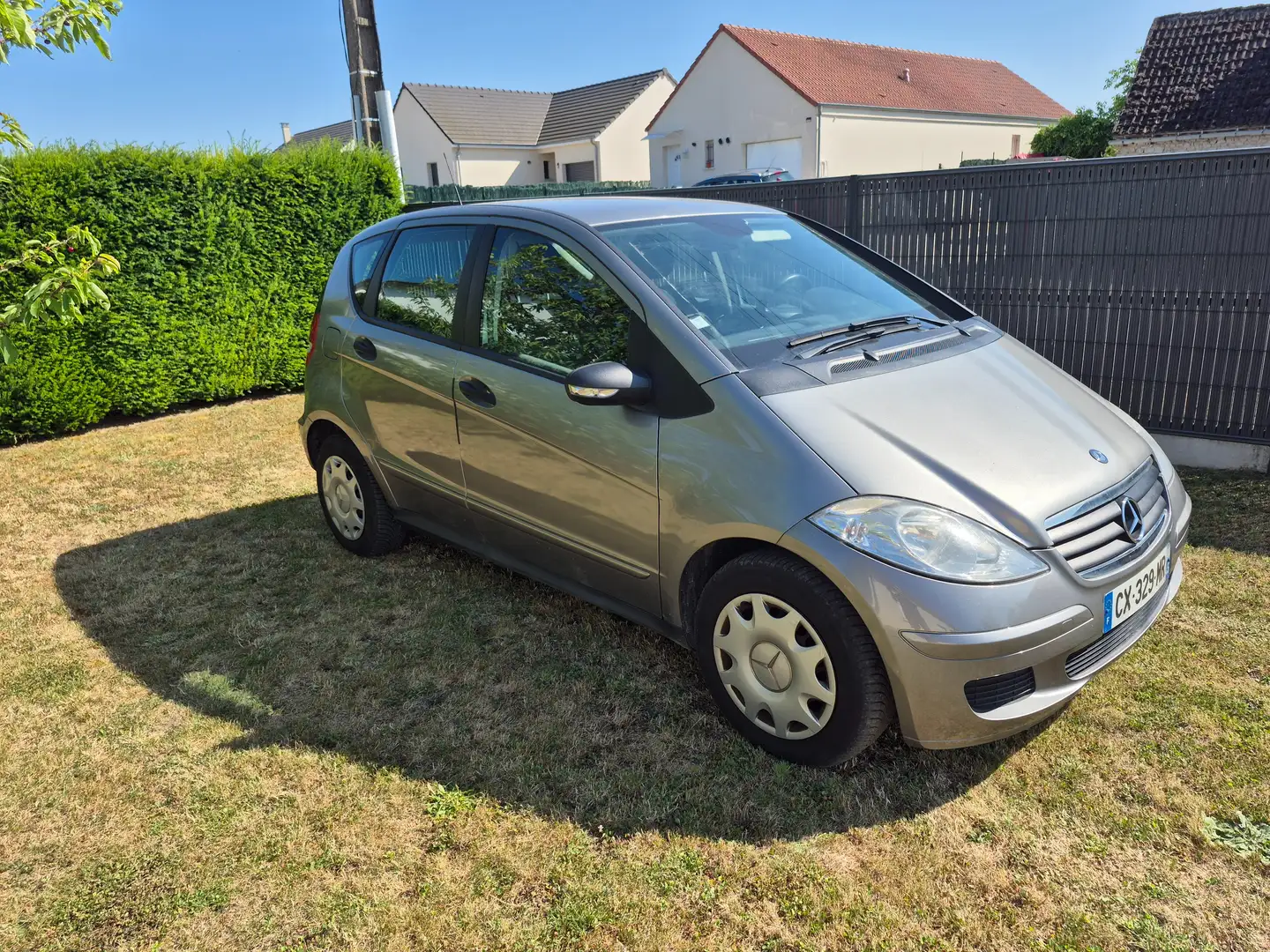Mercedes-Benz A 150 Classe A 150 Elégance Gris - 2