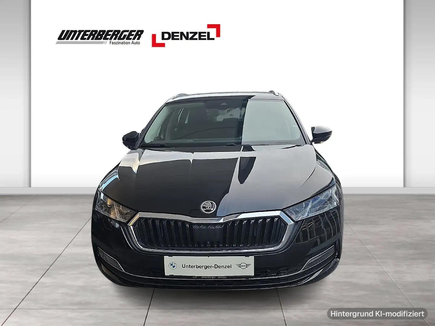 Skoda Octavia Combi 2,0 TDI Style DSG DAB LED Schwarz - 2