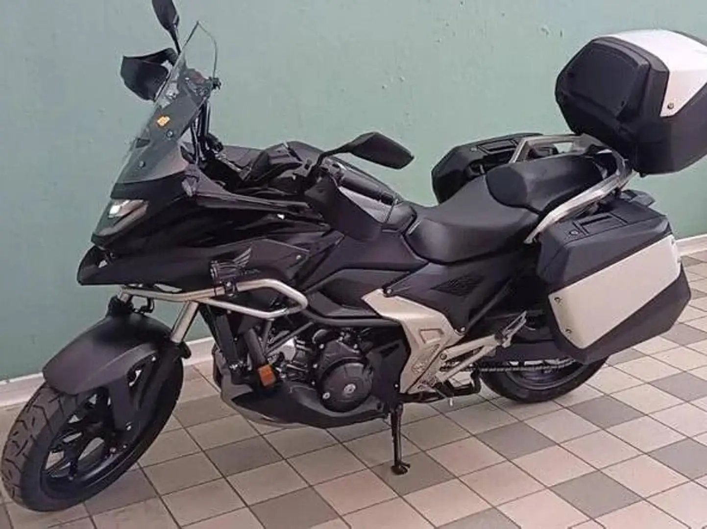 Honda NC 750 X DCT Travel Nero - 2