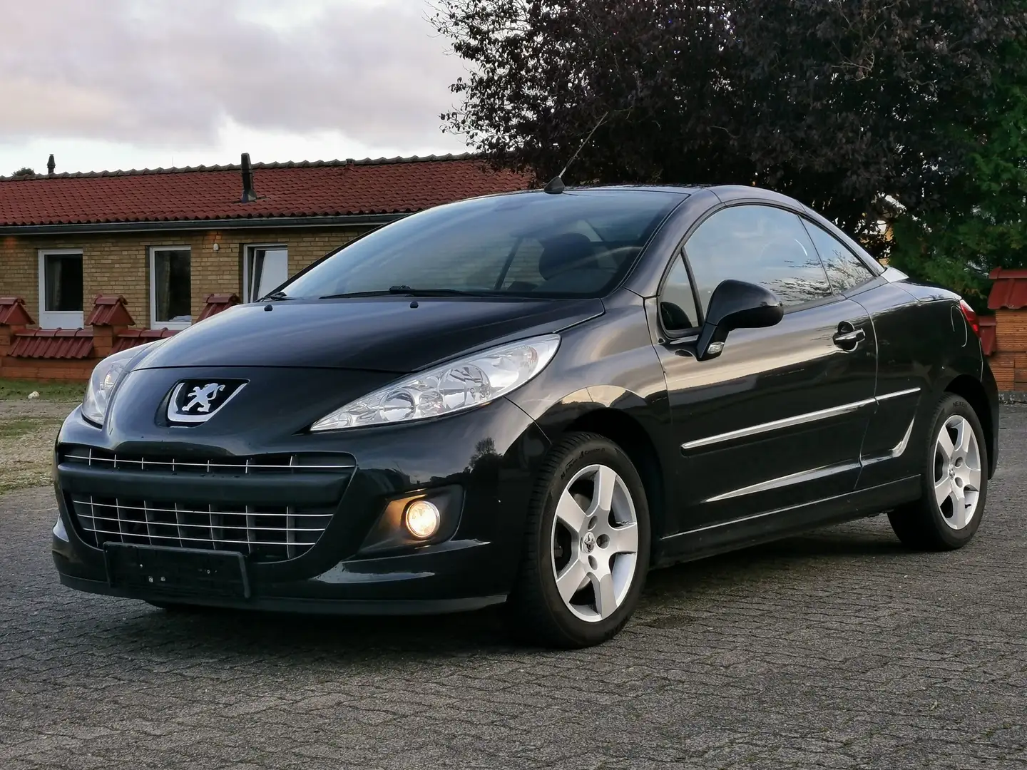 Peugeot 207 Premium*Service NEU*Sitzheizung*Klima*ISO* Noir - 2